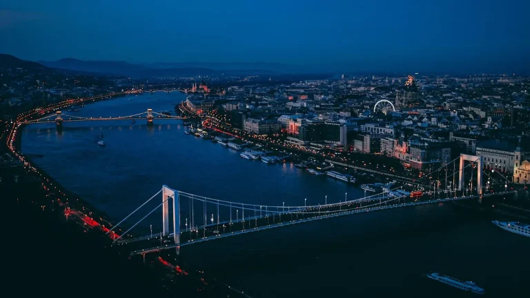 Budapest District V vs District VII: Which Should You Buy In?