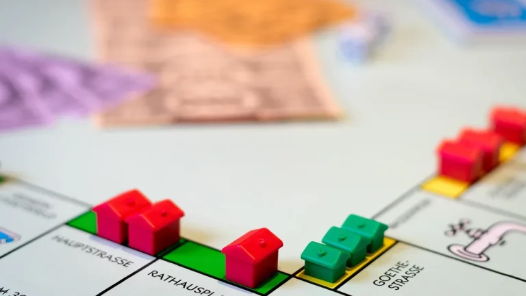 Transferring Money to Hungary for a Property Purchase: Wire, Wise or SEPA
