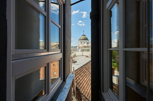 Thimg Dorottya1 1600x700 – Buy Budapest Apartments