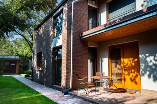 Thimg Tancsics7 1600x700 – Buy Budapest Apartments