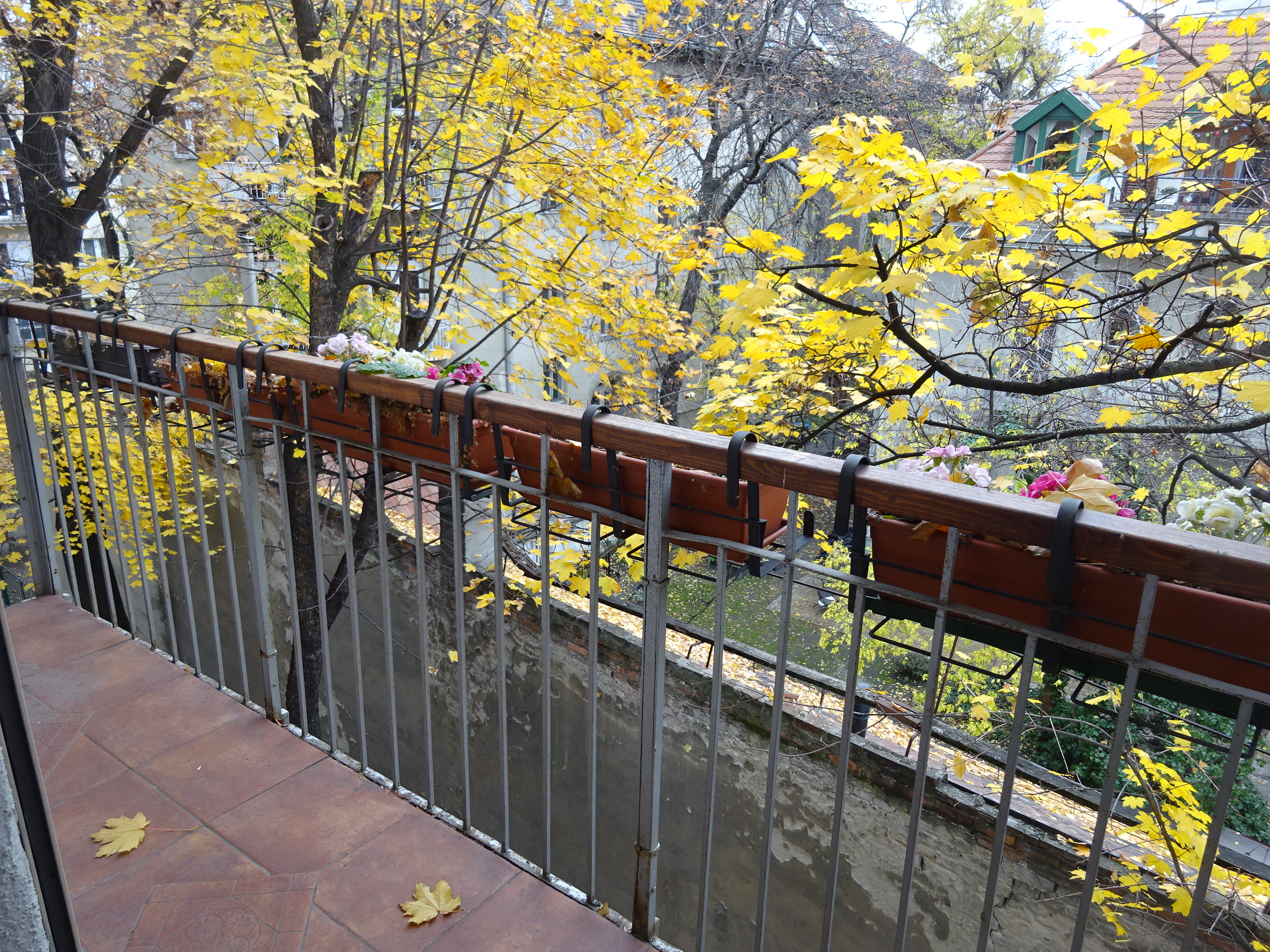 Thimg 2089 1600x700 – Buy Budapest Apartments