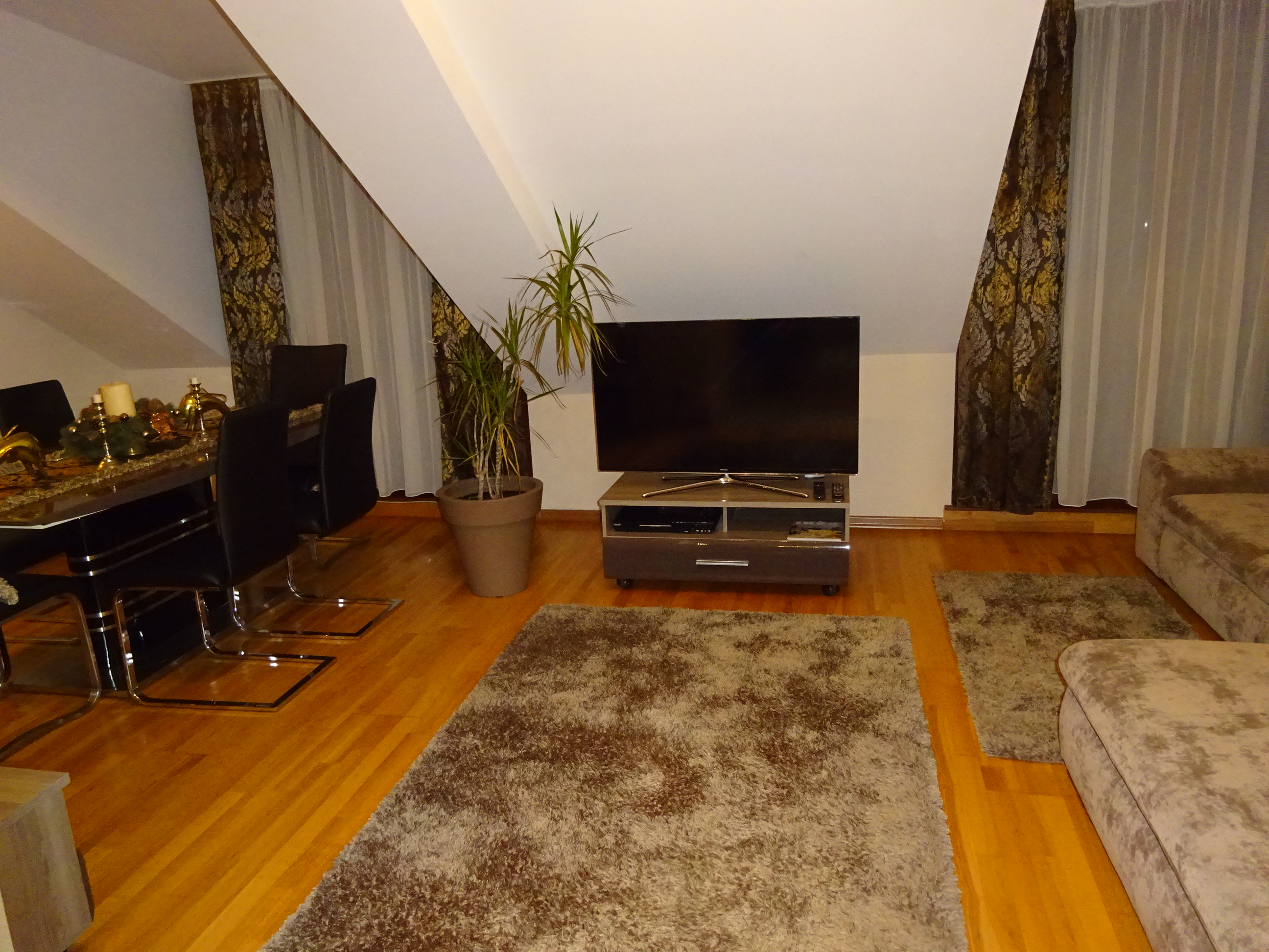 Thimg 2175 1600x700 – Buy Budapest Apartments