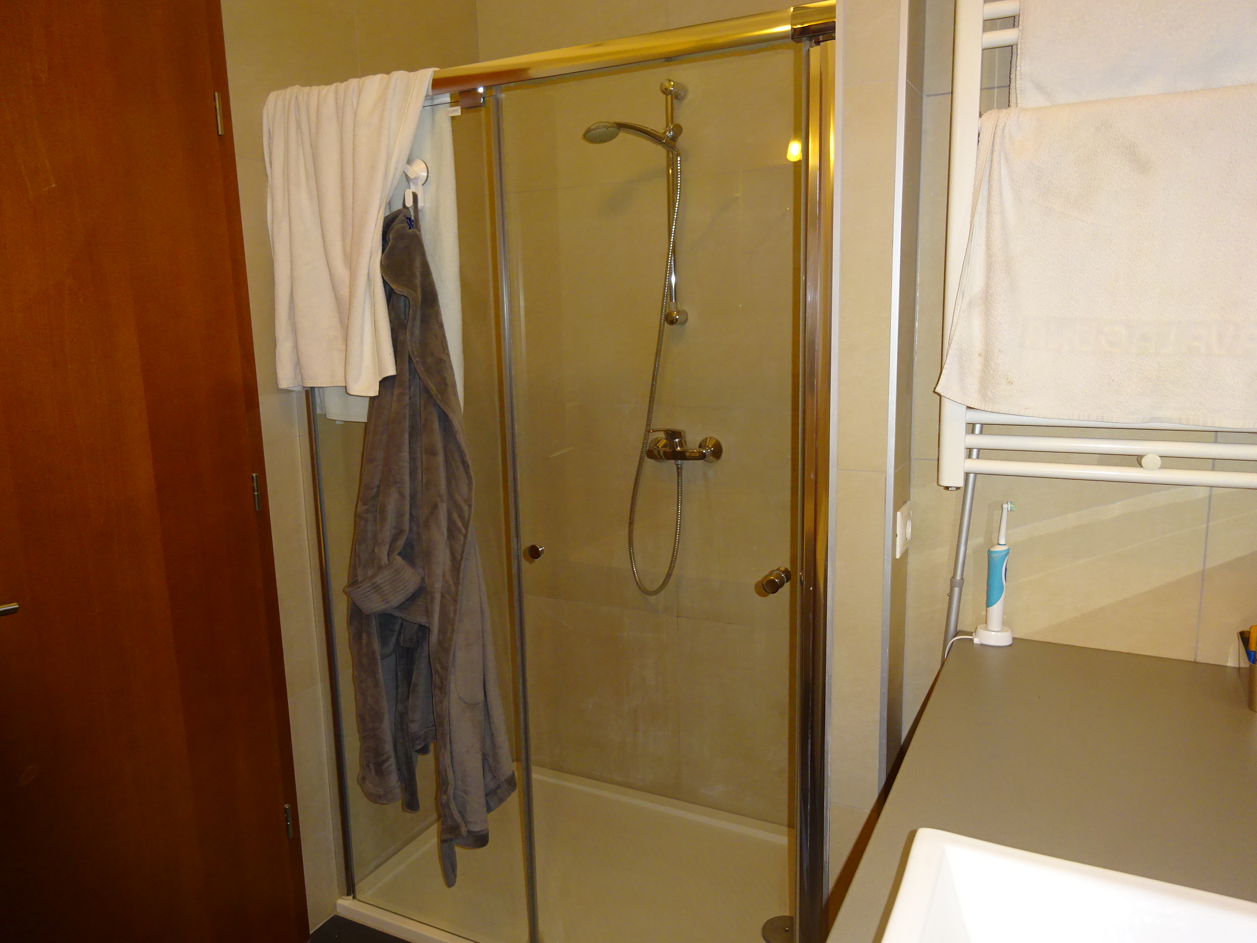 Thimg 2183 1600x700 – Buy Budapest Apartments