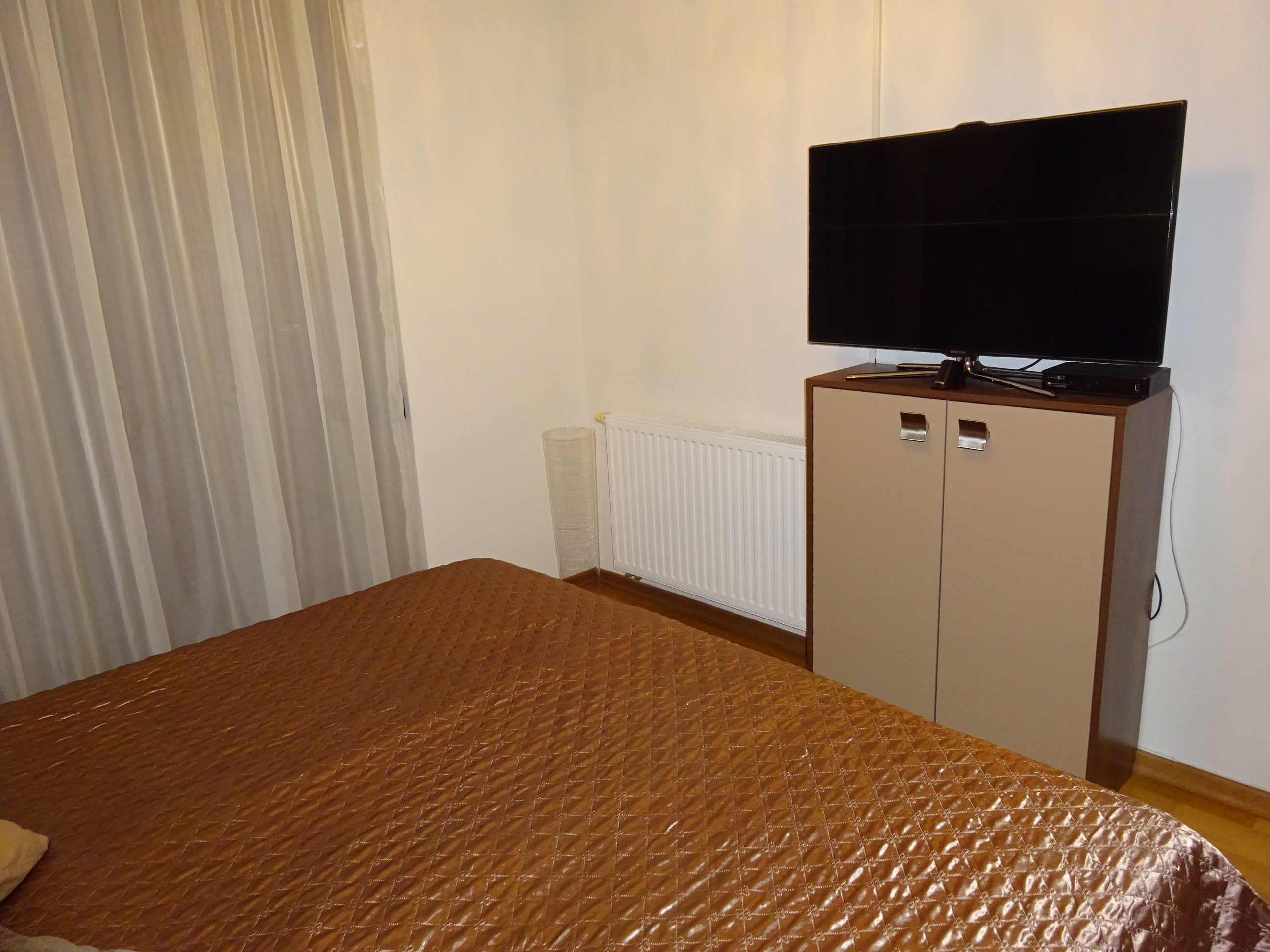 Thimg 2187 1600x700 – Buy Budapest Apartments