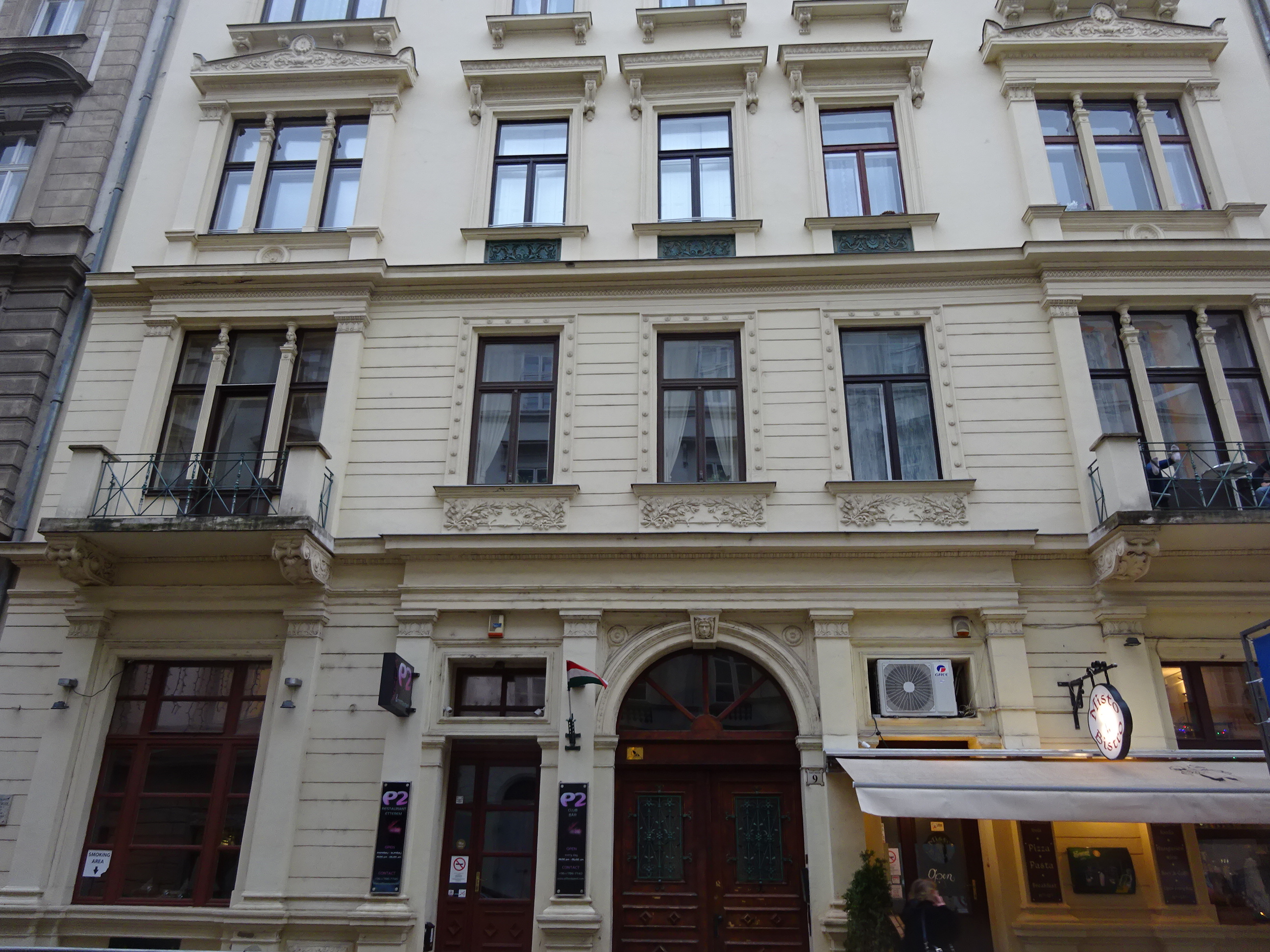 Thimg 2357 1600x700 – Buy Budapest Apartments