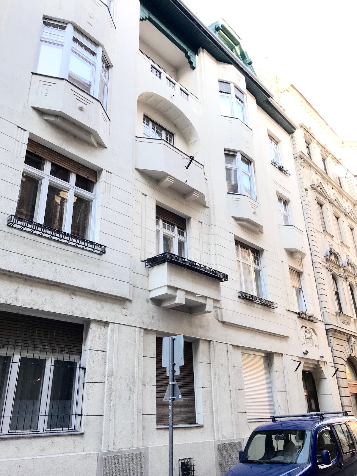 Thimg Fullsizerender 1600x700 – Buy Budapest Apartments