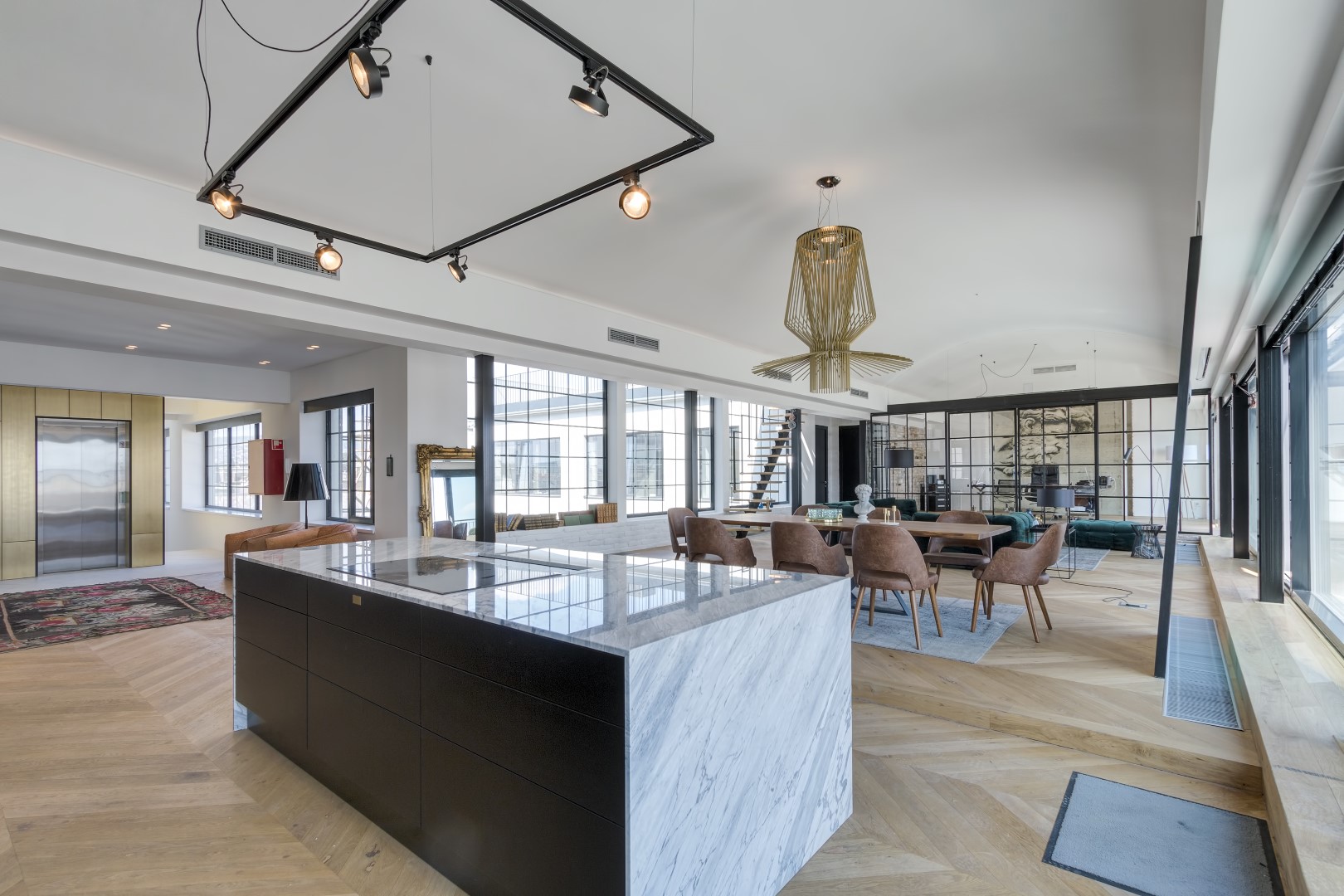 Thimg Kep22 Nagy 1600x700 – Buy Budapest Apartments