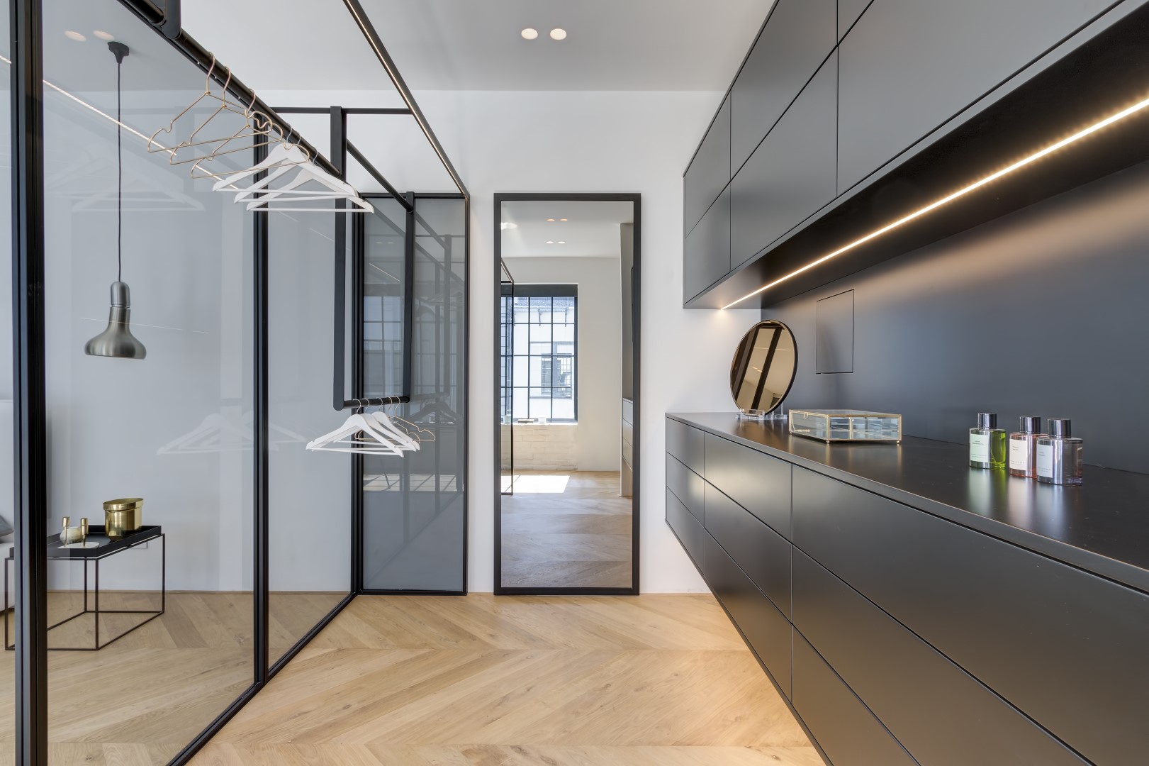 Thimg Kep5 Nagy 1600x700 – Buy Budapest Apartments