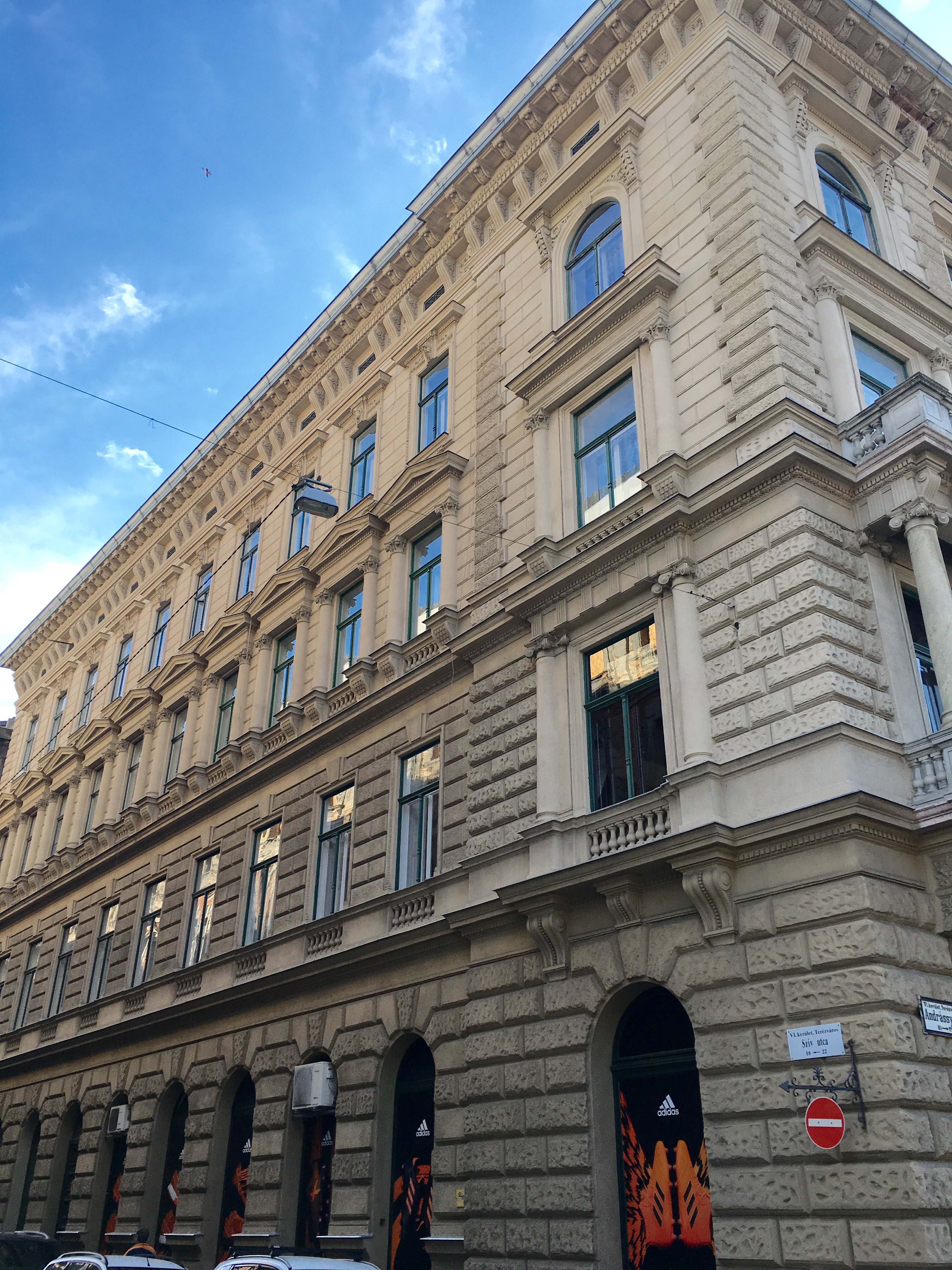Thimg Fullsizerender 6 1600x700 – Buy Budapest Apartments