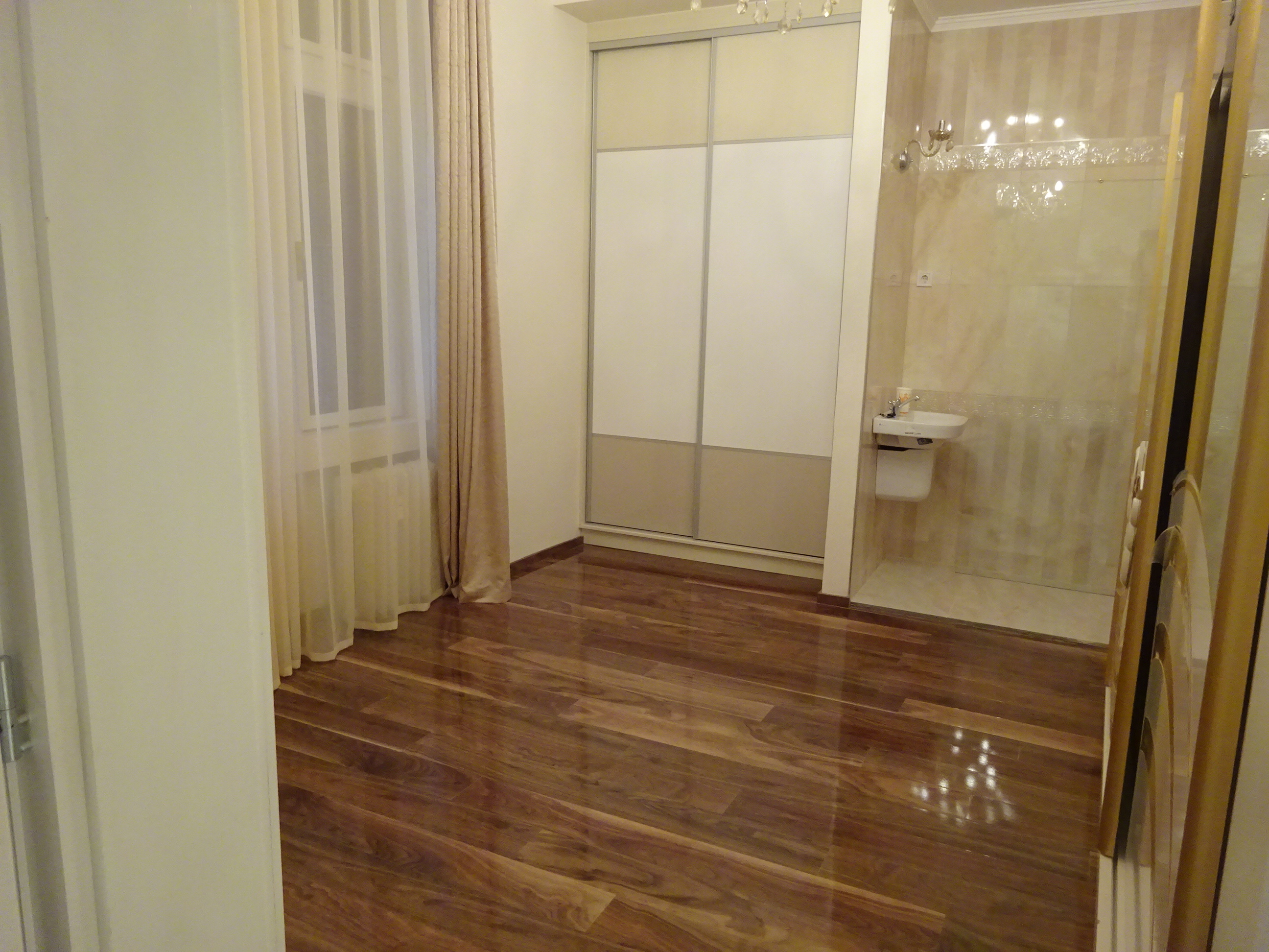 Thimg Dsc02590 1600x700 – Buy Budapest Apartments