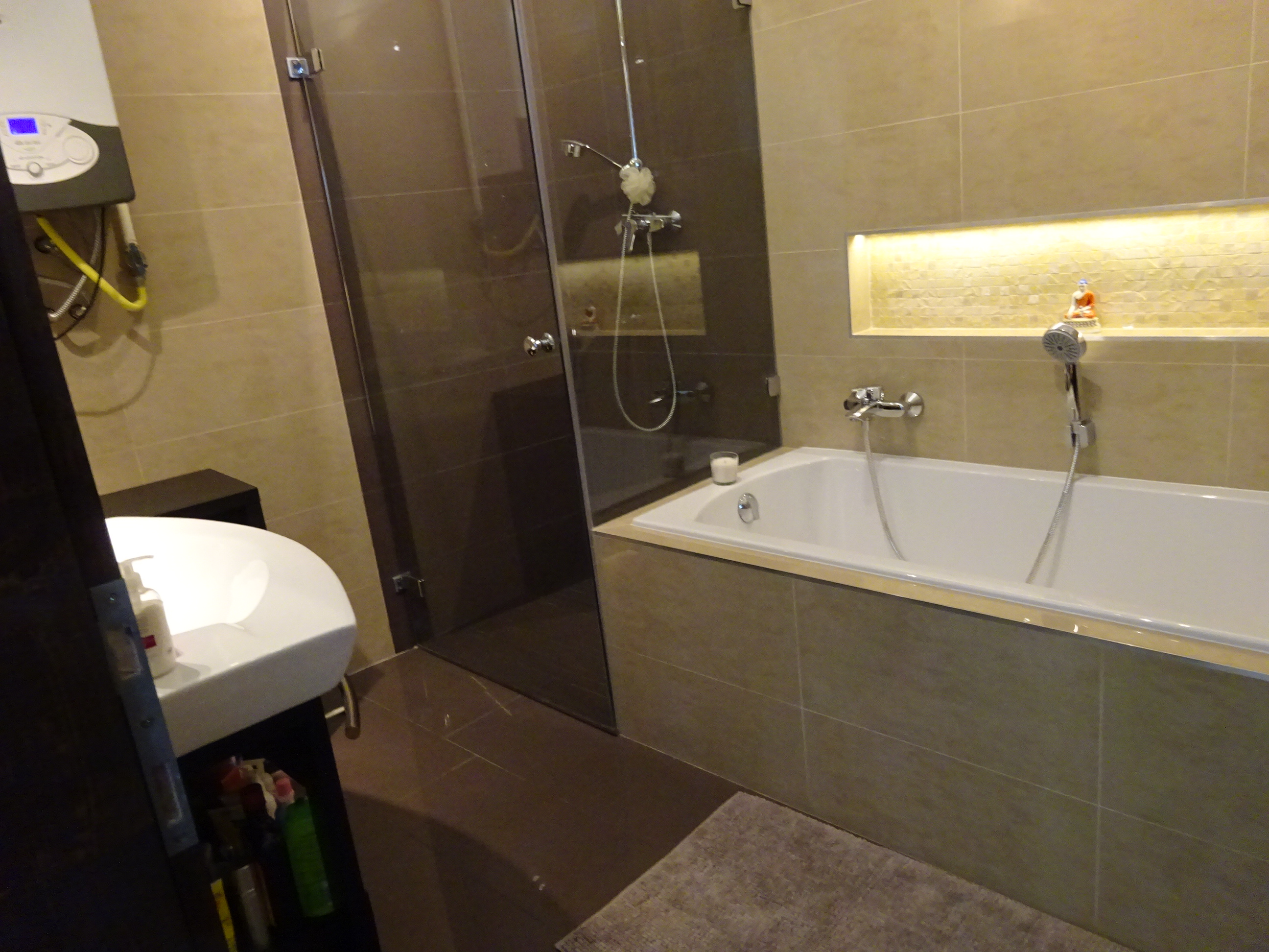 Thimg 2743 1 1600x700 – Buy Budapest Apartments