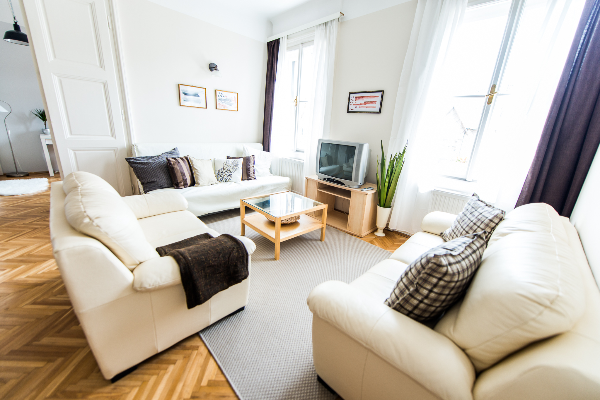 Thimg B 8 1600x700 – Buy Budapest Apartments