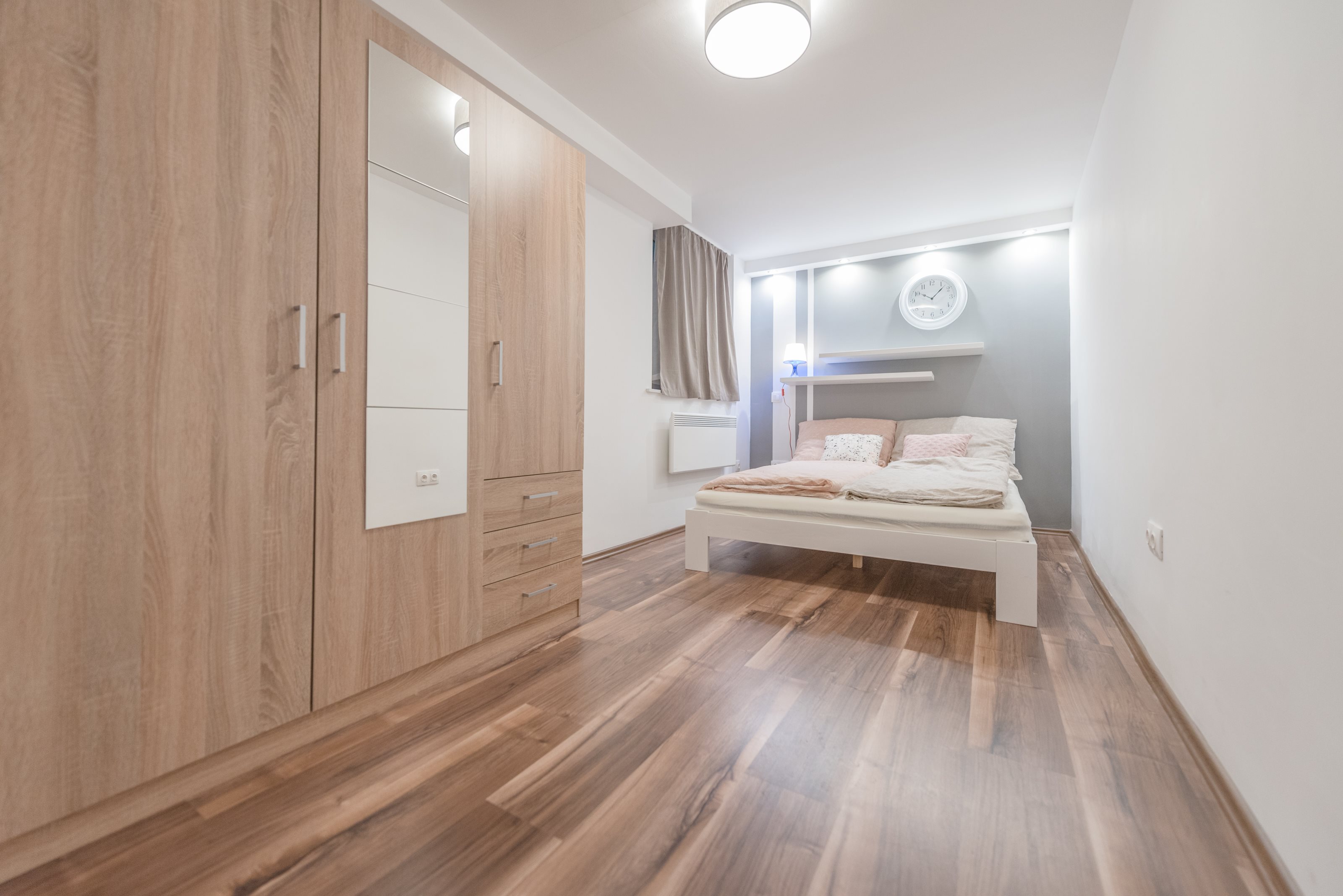 Thimg Received 10156084994030923 1600x700 – Buy Budapest Apartments