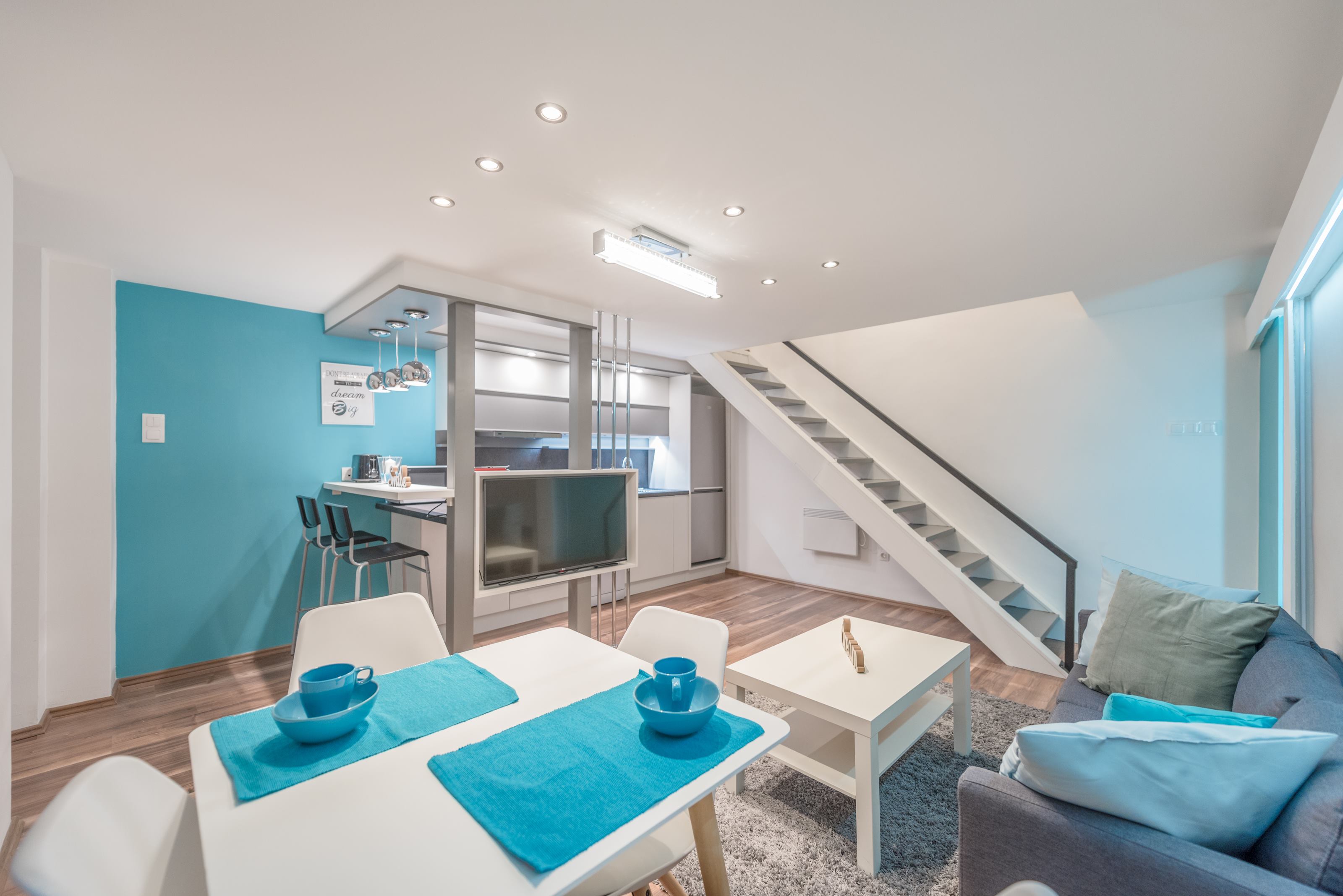 Thimg Received 10156084994215923 1600x700 – Buy Budapest Apartments