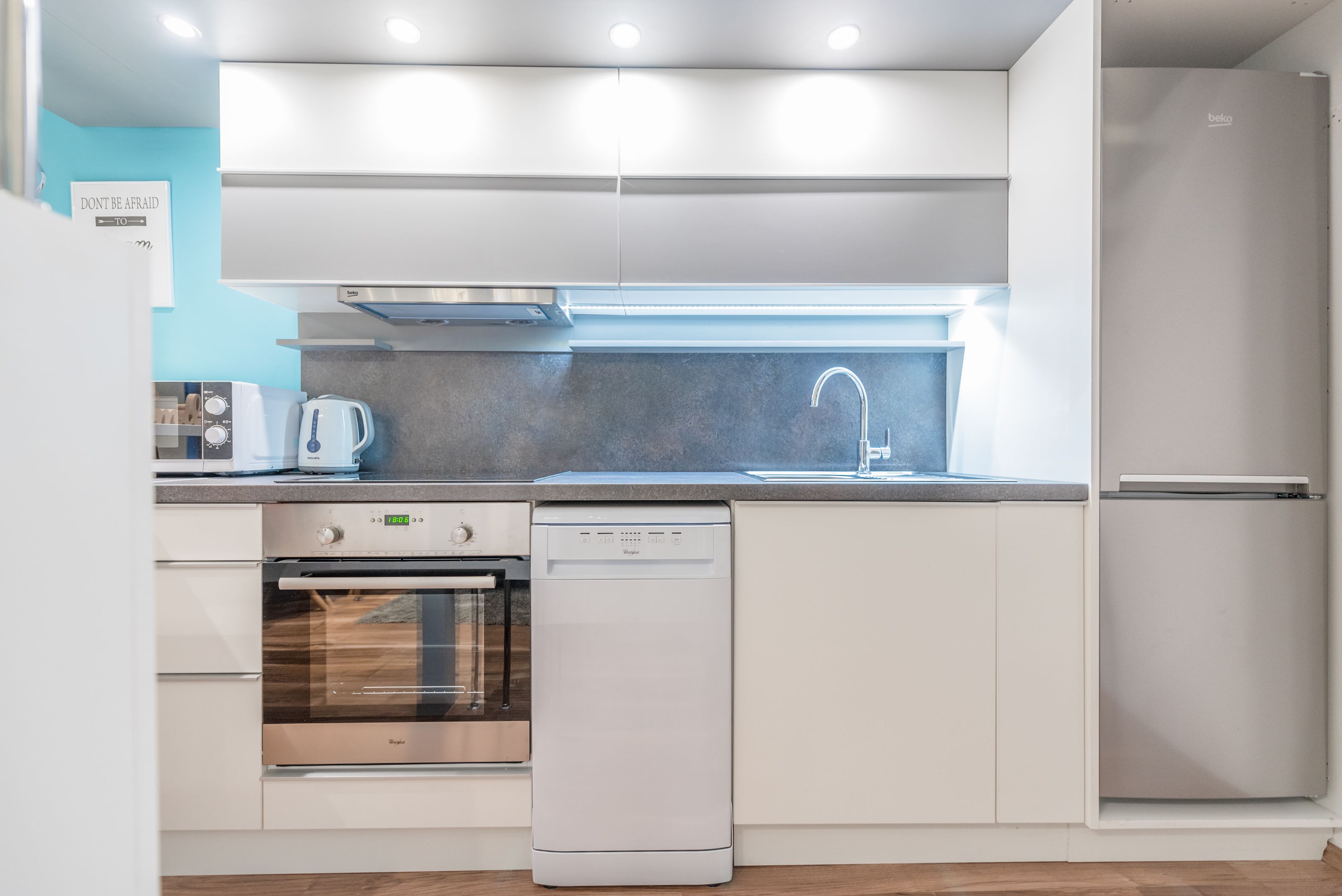 Thimg Received 10156470691344679 1600x700 – Buy Budapest Apartments
