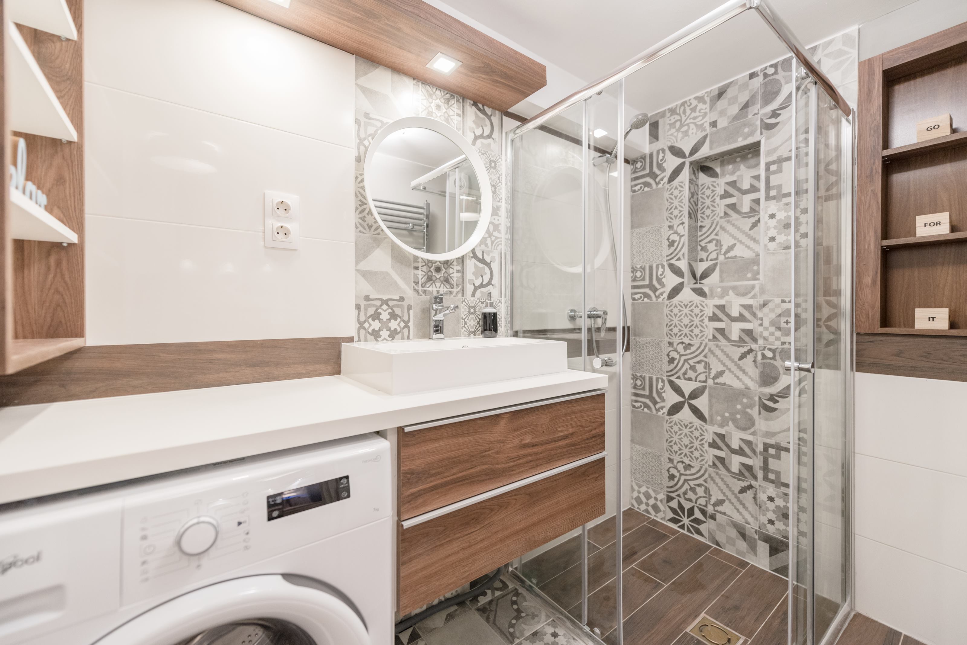 Thimg Received 10156470691399679 1600x700 – Buy Budapest Apartments