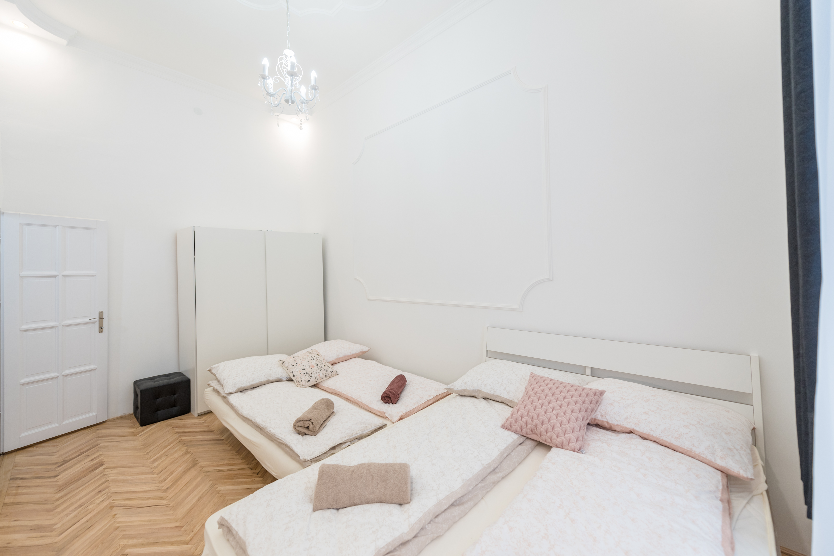 Thimg Dsc 0117 1600x700 – Buy Budapest Apartments