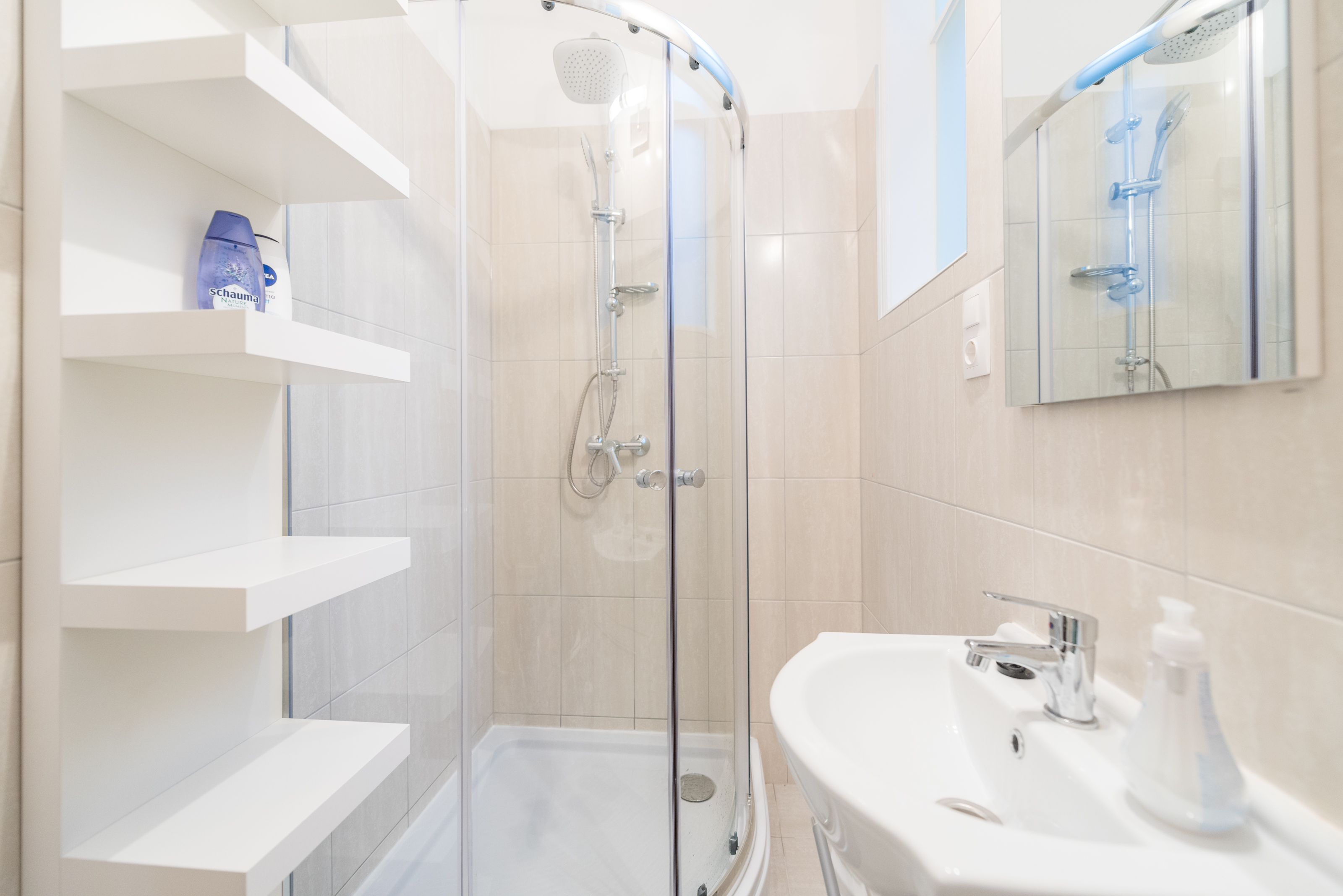 Thimg Dsc 0136 1600x700 – Buy Budapest Apartments