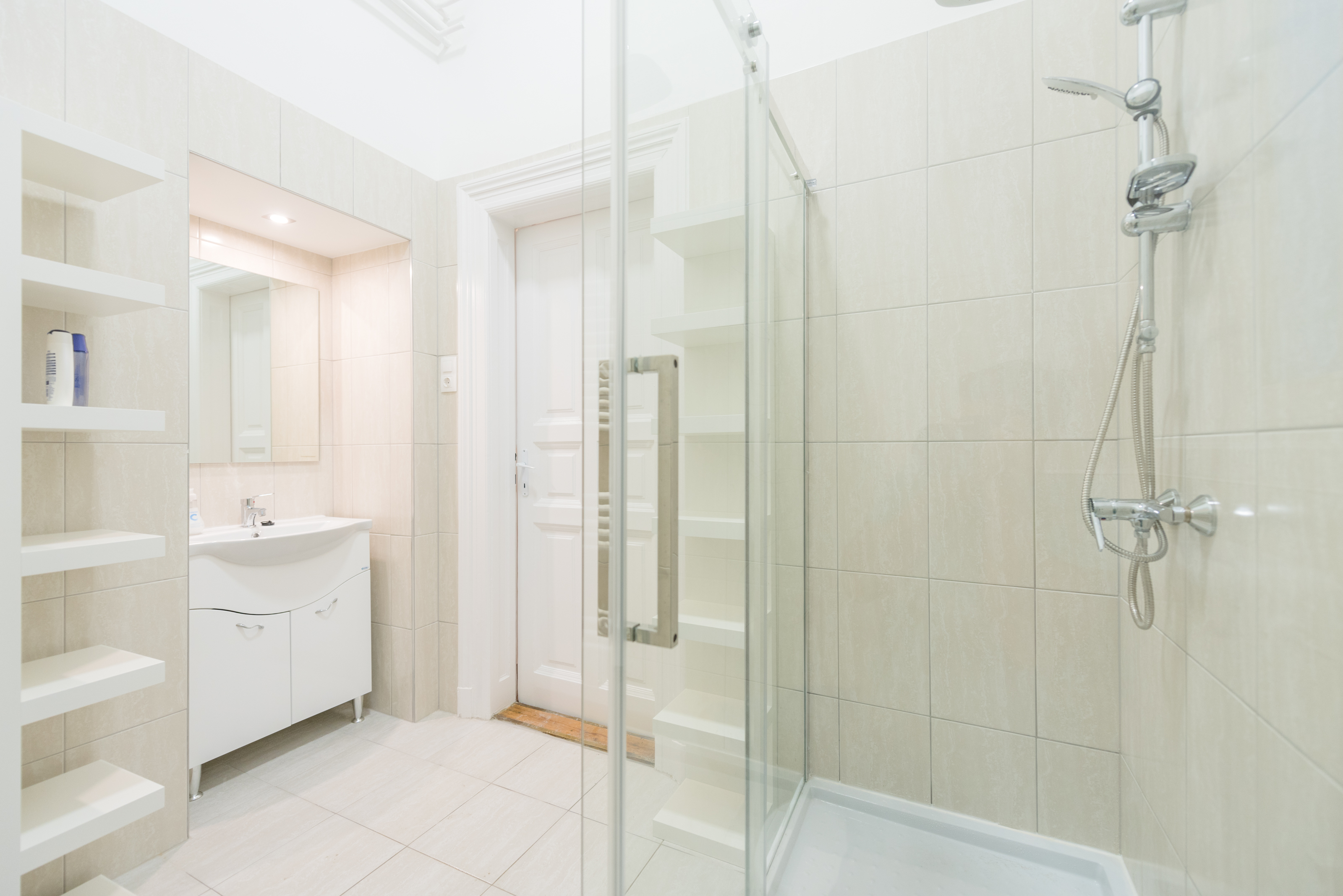 Thimg Dsc 0140 1600x700 – Buy Budapest Apartments