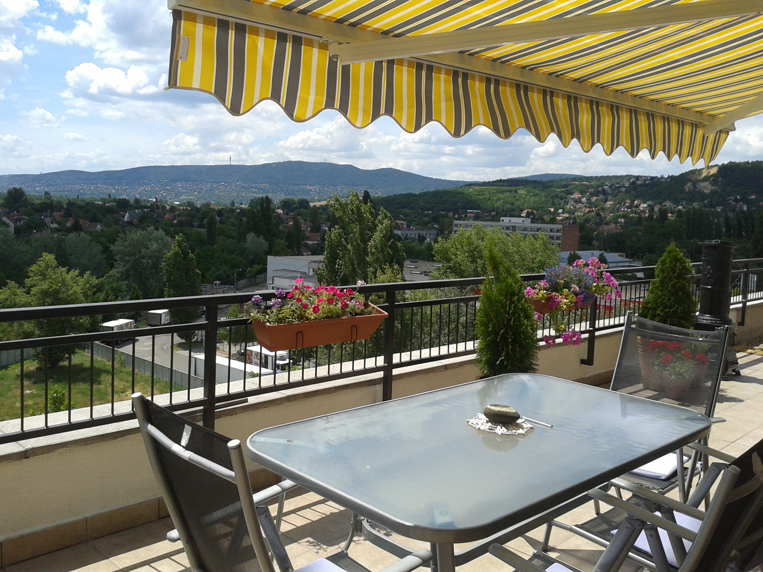 Thimg 20140621 124619 1600x700 – Buy Budapest Apartments