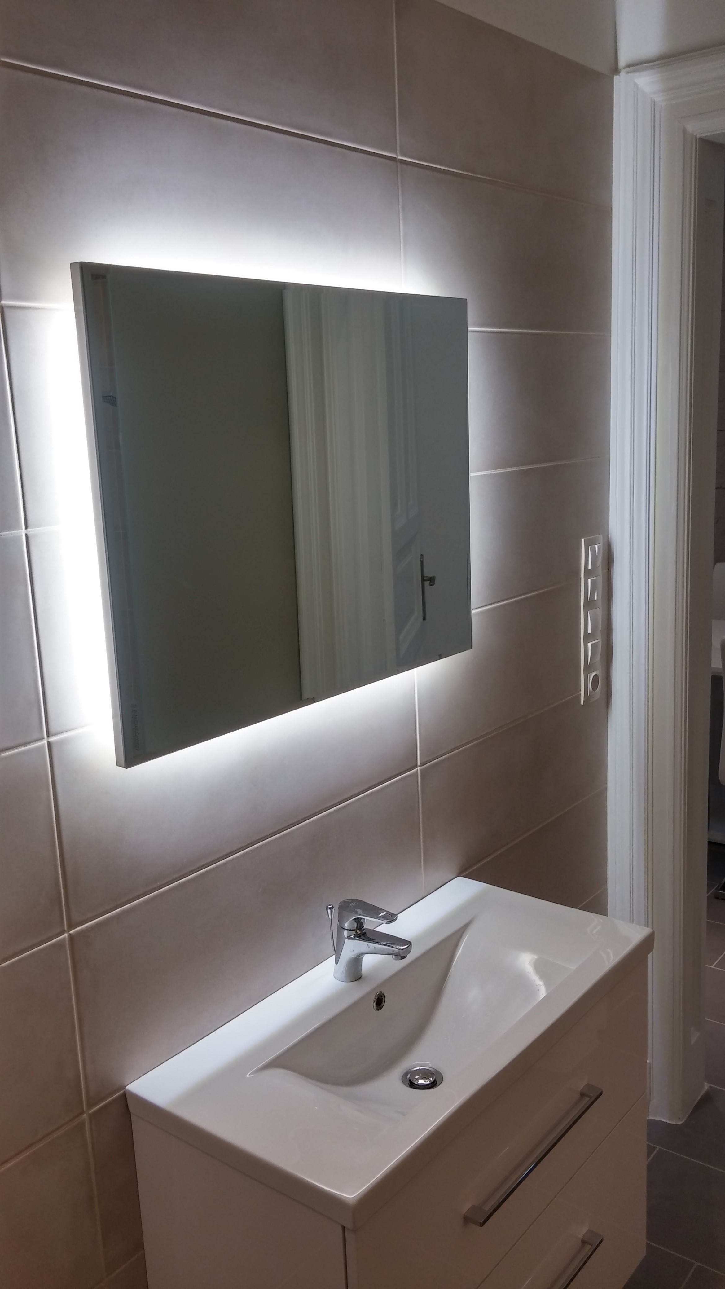 Thimg 20180521 164921 Hdr 1600x700 – Buy Budapest Apartments