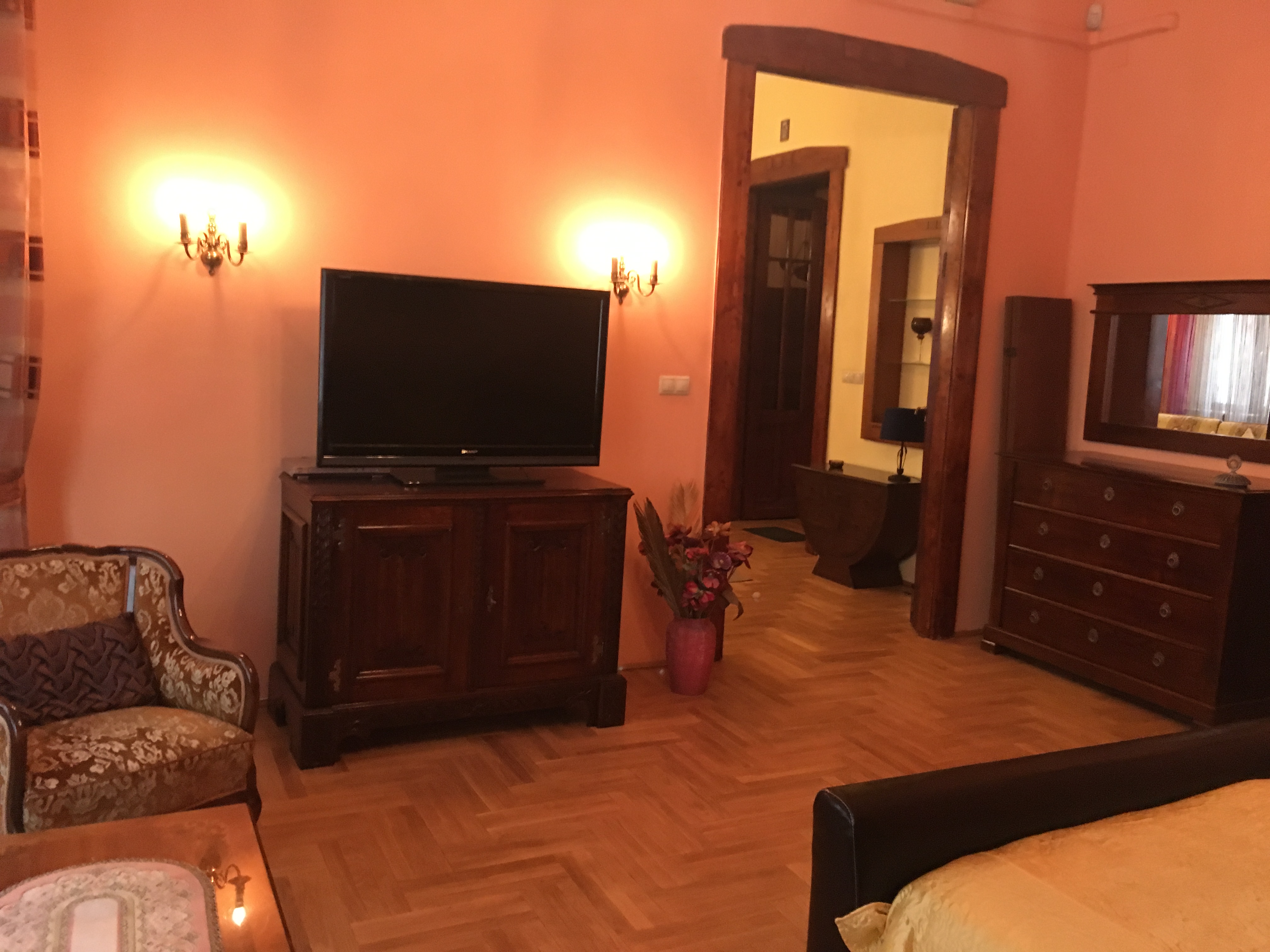 Thimg Img 1143 1600x700 – Buy Budapest Apartments