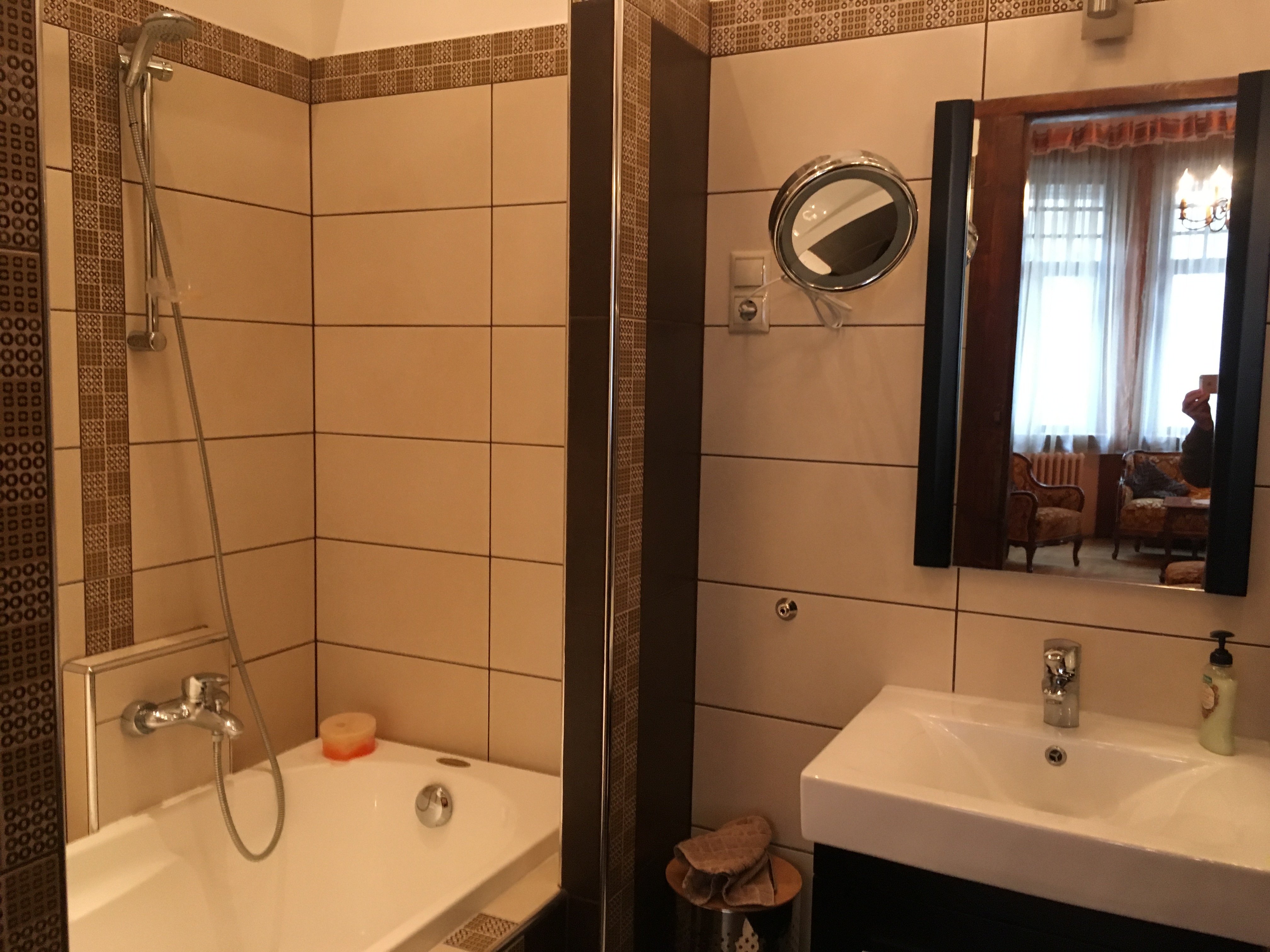 Thimg Img 1144 1600x700 – Buy Budapest Apartments
