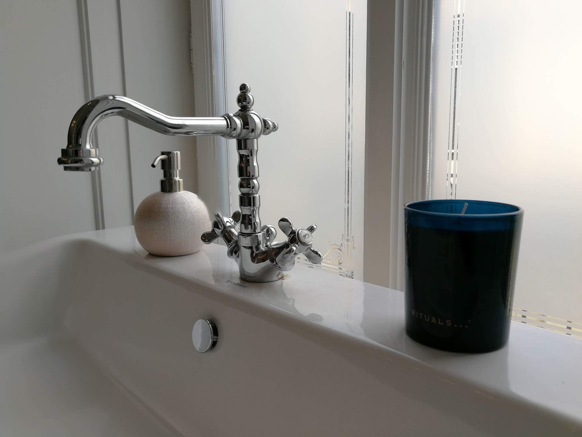 Thimg Img 1633 1600x700 – Buy Budapest Apartments