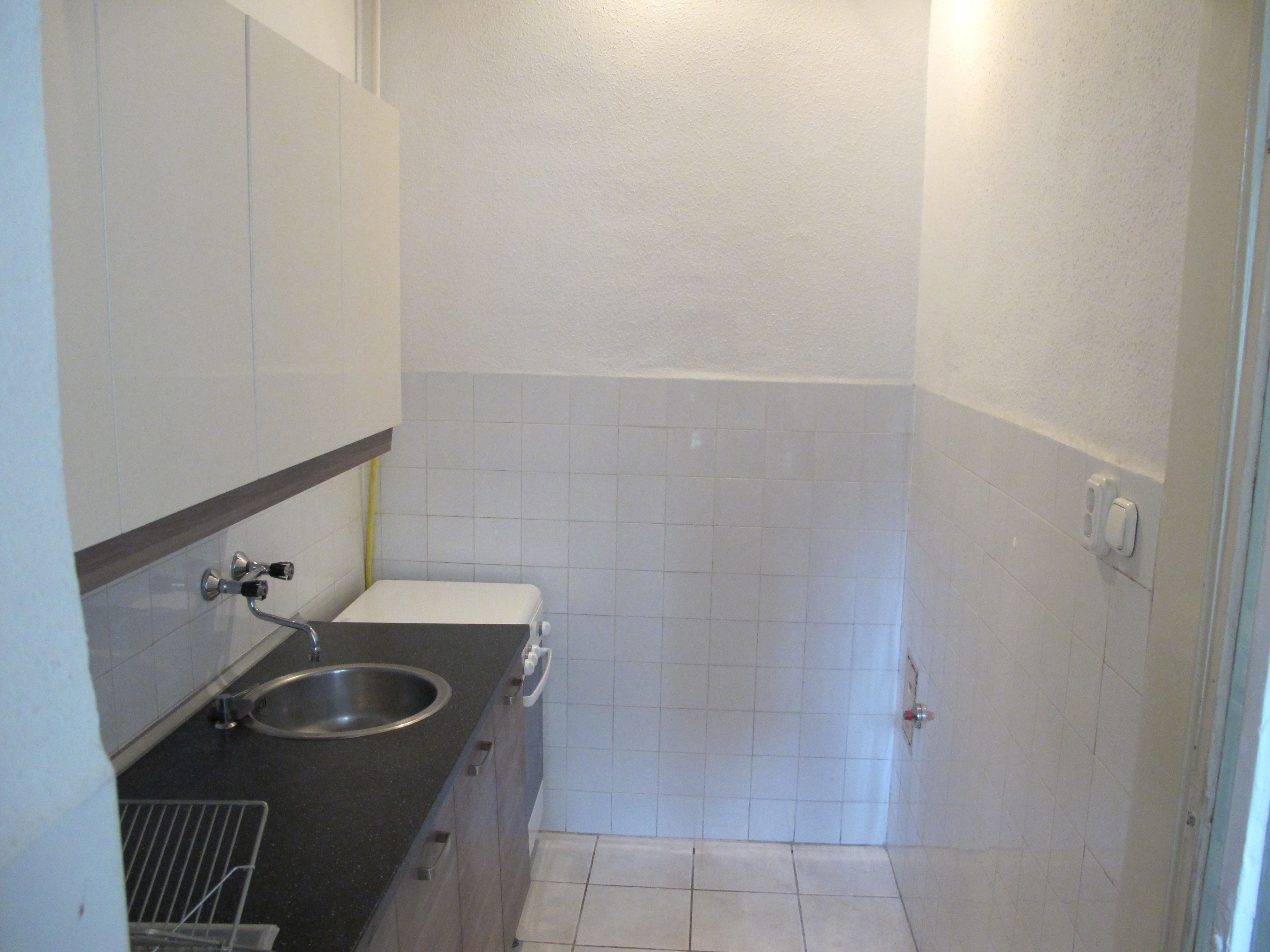 Thimg Konyha13 1600x700 – Buy Budapest Apartments