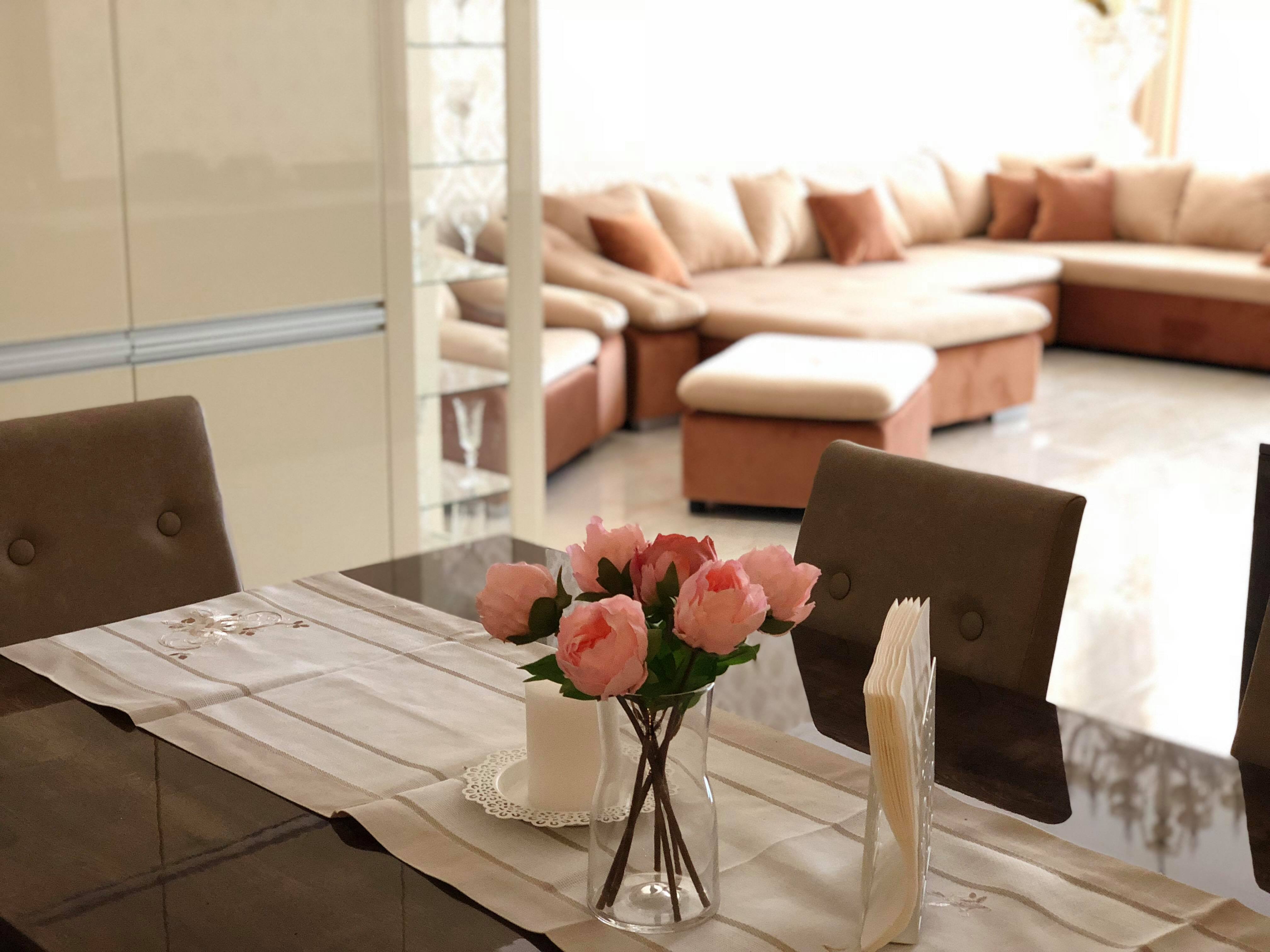 Thimg 41402257 274828723355254 9075266373189369856 N 1600x700 – Buy Budapest Apartments
