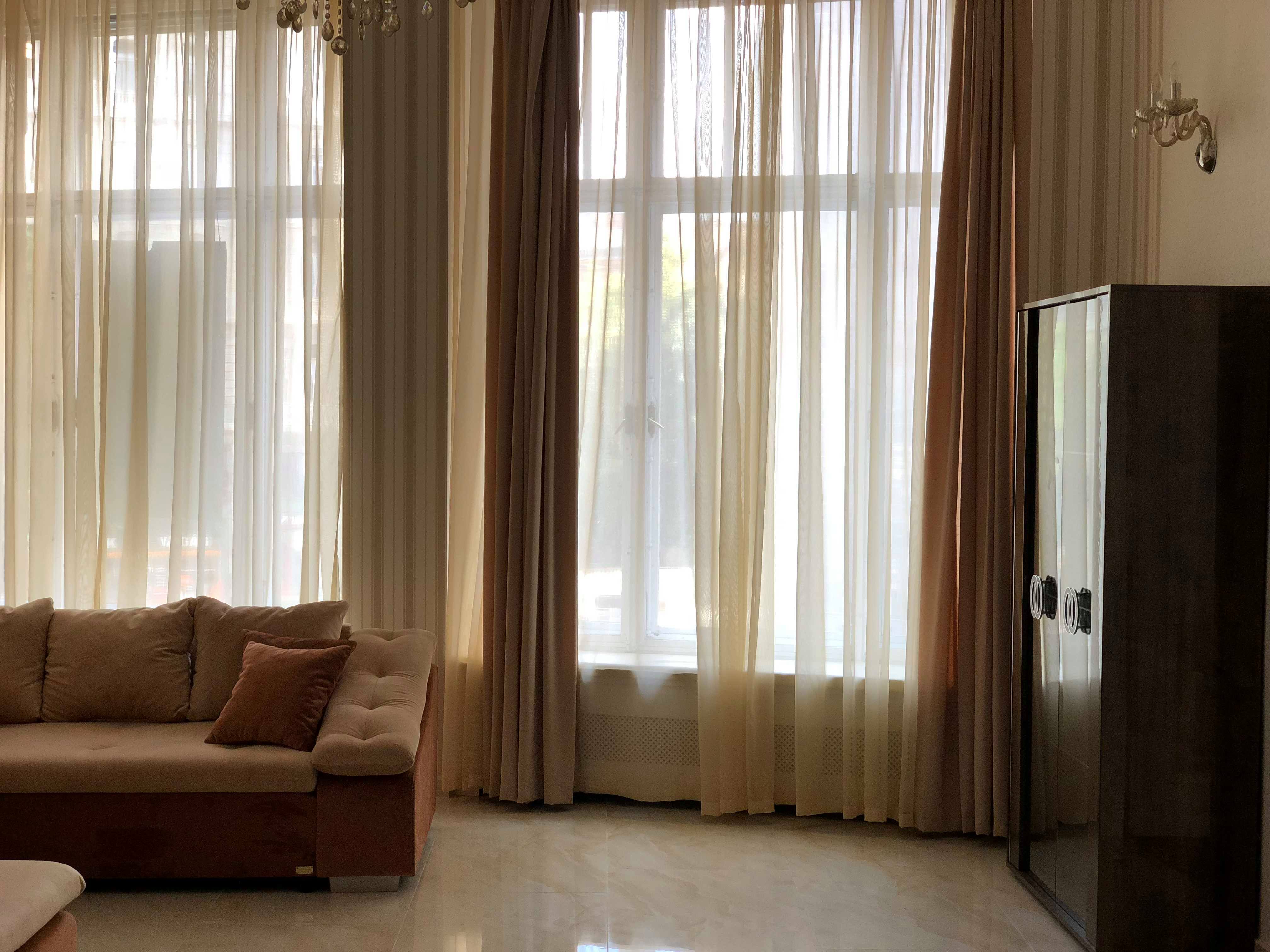 Thimg 41453388 509494552811668 1809643375922511872 N 1600x700 – Buy Budapest Apartments