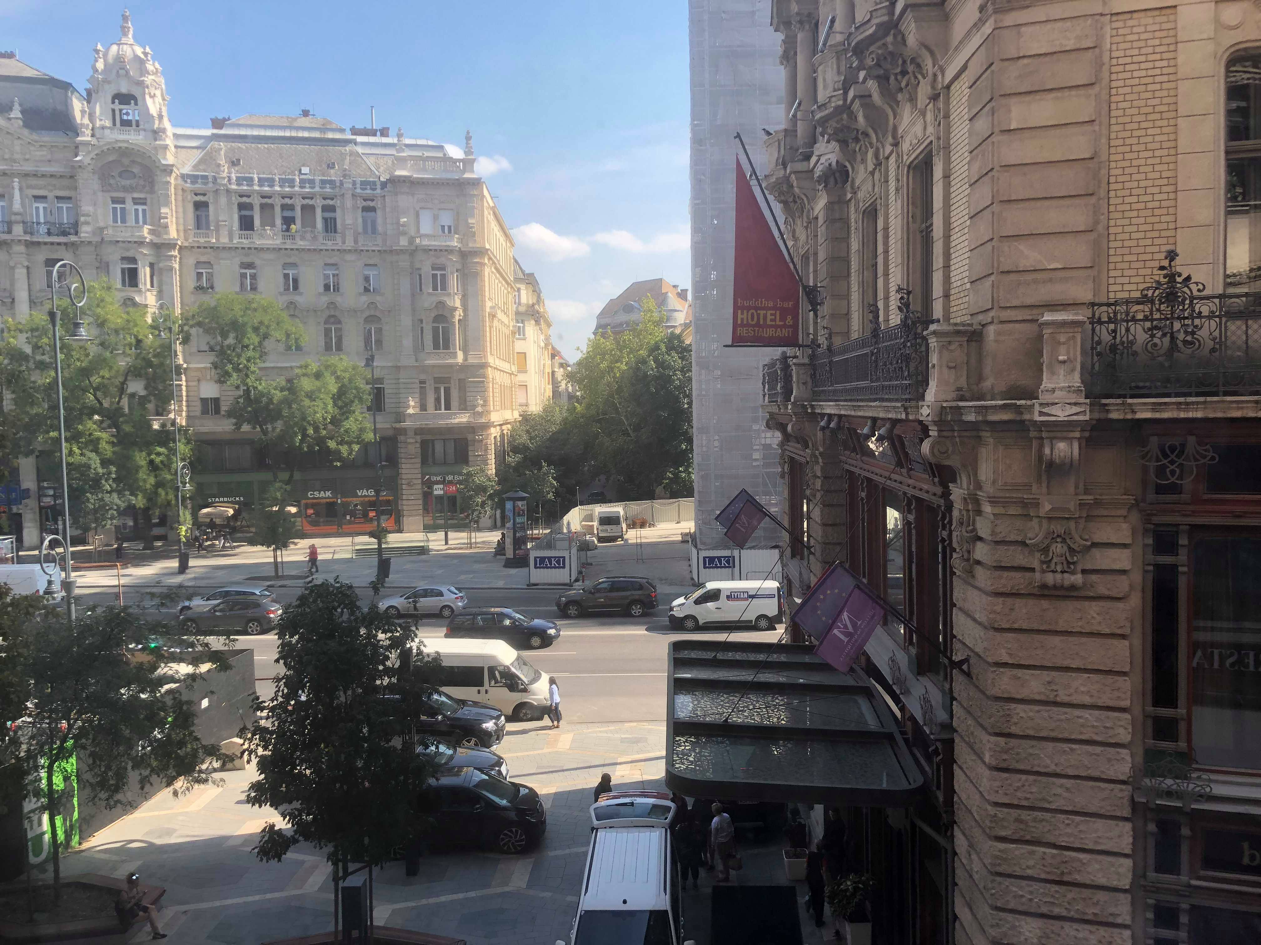 Thimg 41456130 2014366312157657 6407666433366425600 N 1600x700 – Buy Budapest Apartments