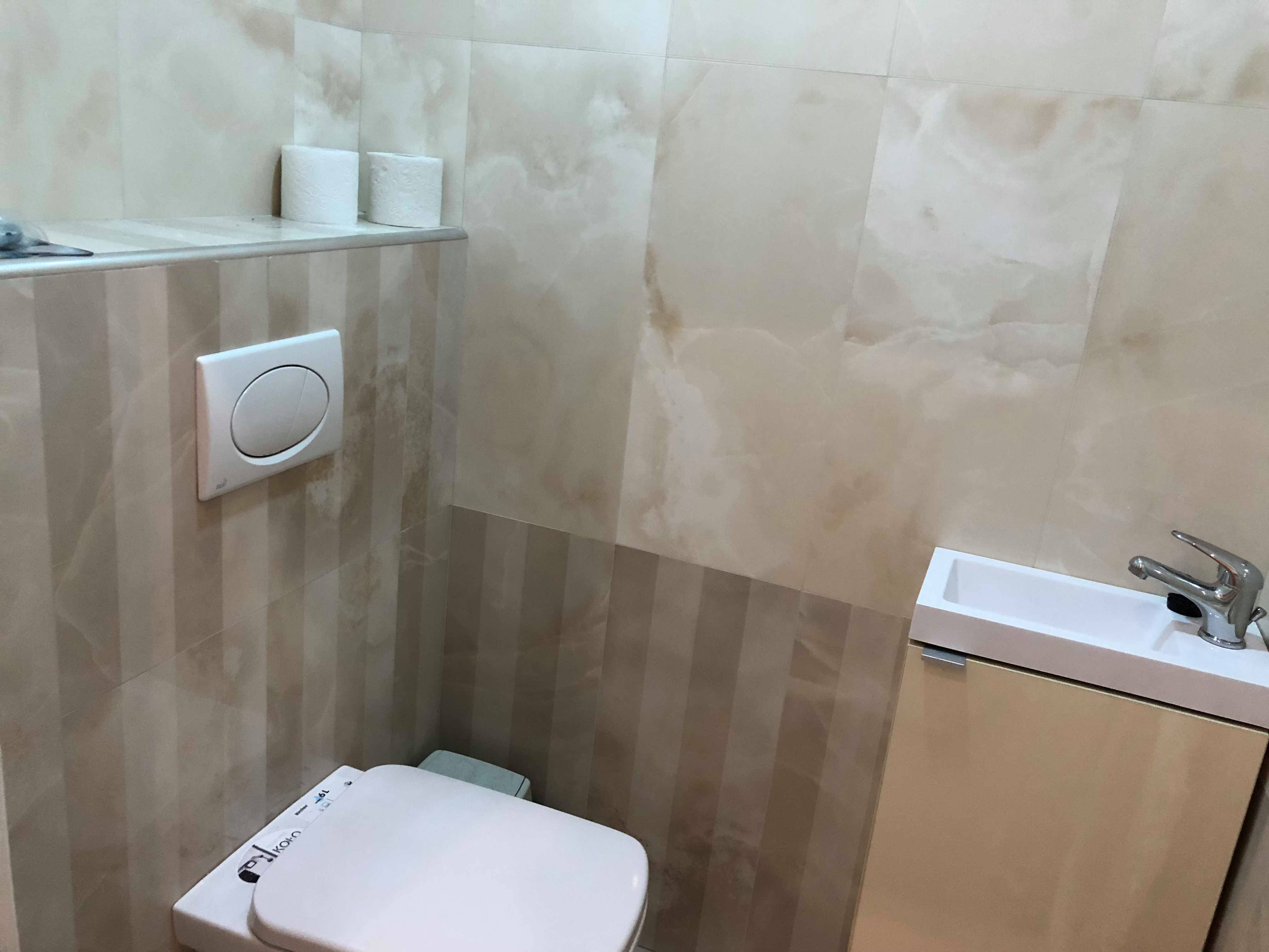 Thimg 41474468 746644115668525 4748257620433829888 N 1600x700 – Buy Budapest Apartments