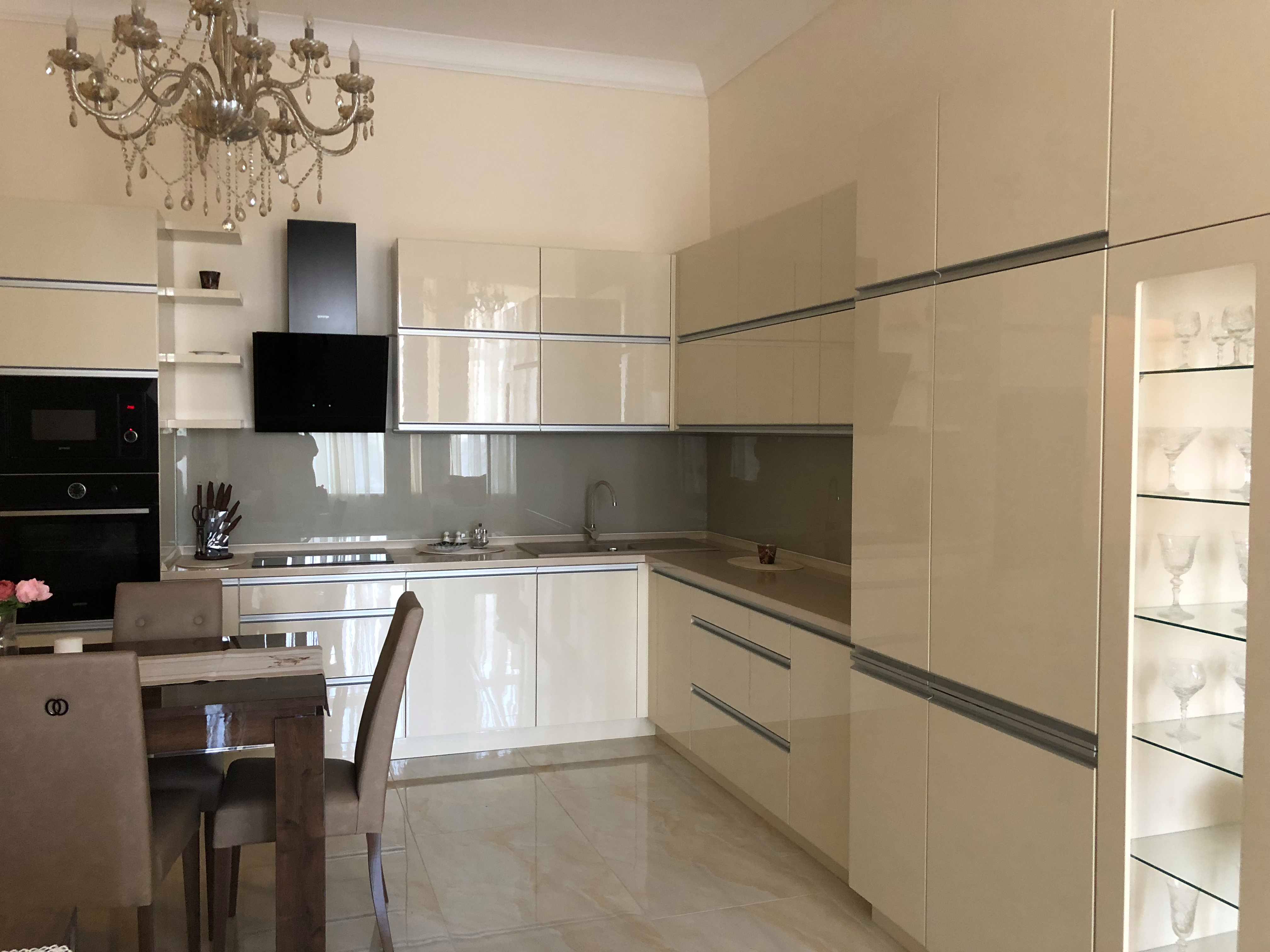 Thimg 41545239 2175321232500337 8865242841782157312 N 1600x700 – Buy Budapest Apartments