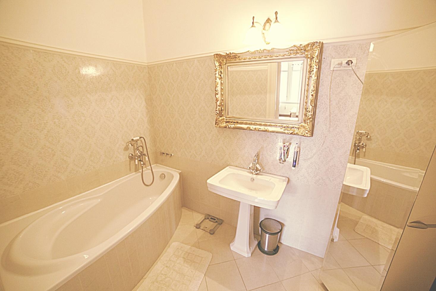 Thimg Image15 1600x700 – Buy Budapest Apartments