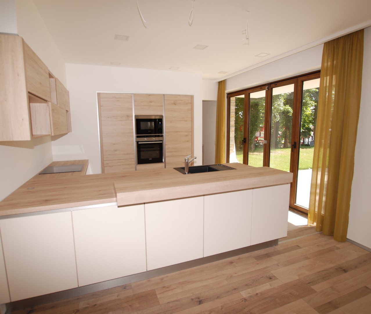 Thimg Dsc 8049 1600x700 – Buy Budapest Apartments