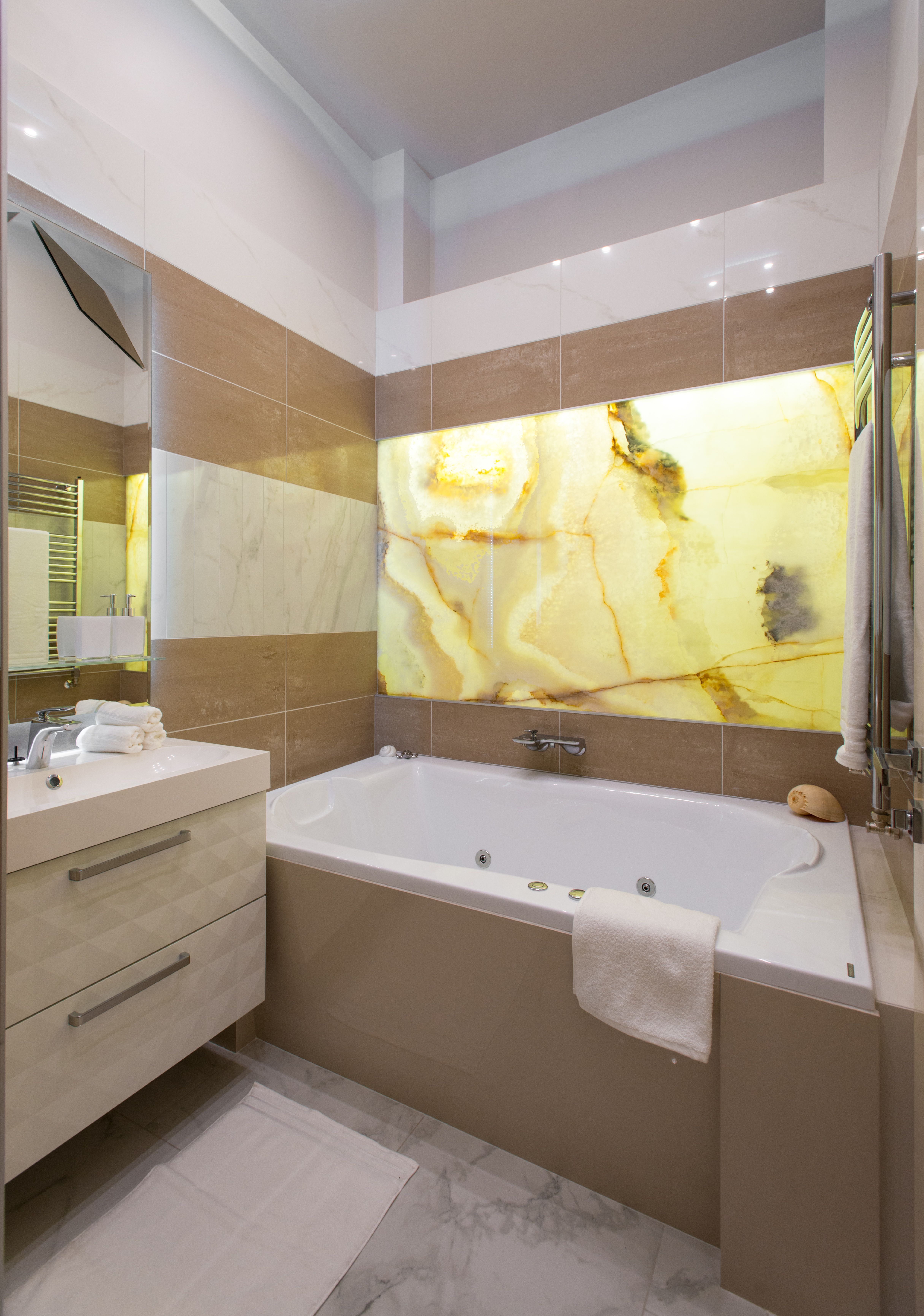 Thimg Lvg 0034 1 1600x700 – Buy Budapest Apartments