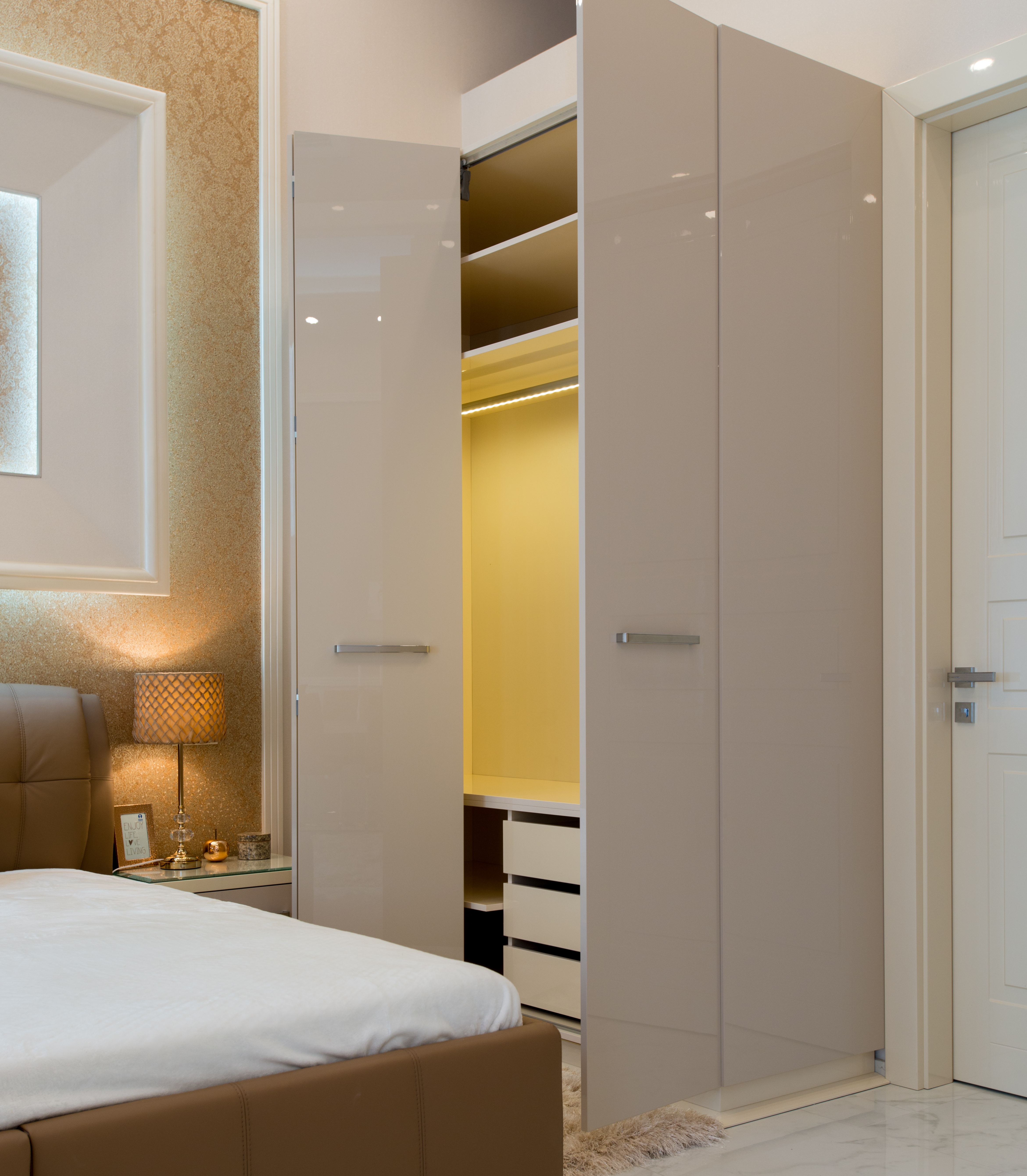 Thimg Lvg 9978 1 1600x700 – Buy Budapest Apartments
