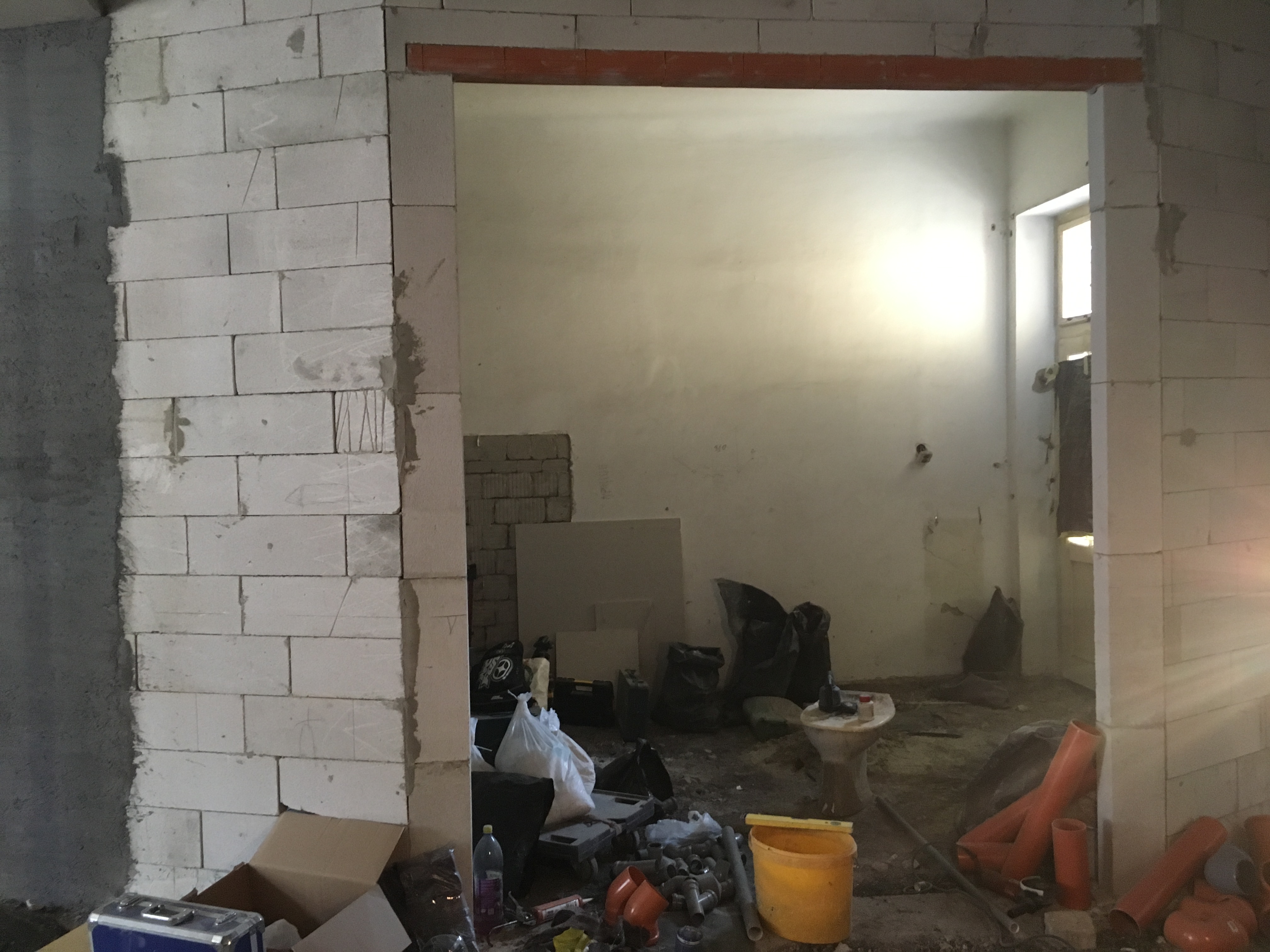 Thimg 20170213 131943266 Ios 1600x700 – Buy Budapest Apartments