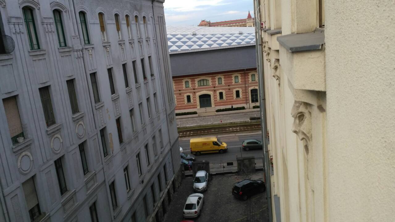 Thimg 20180314 055151566 Ios 1600x700 – Buy Budapest Apartments
