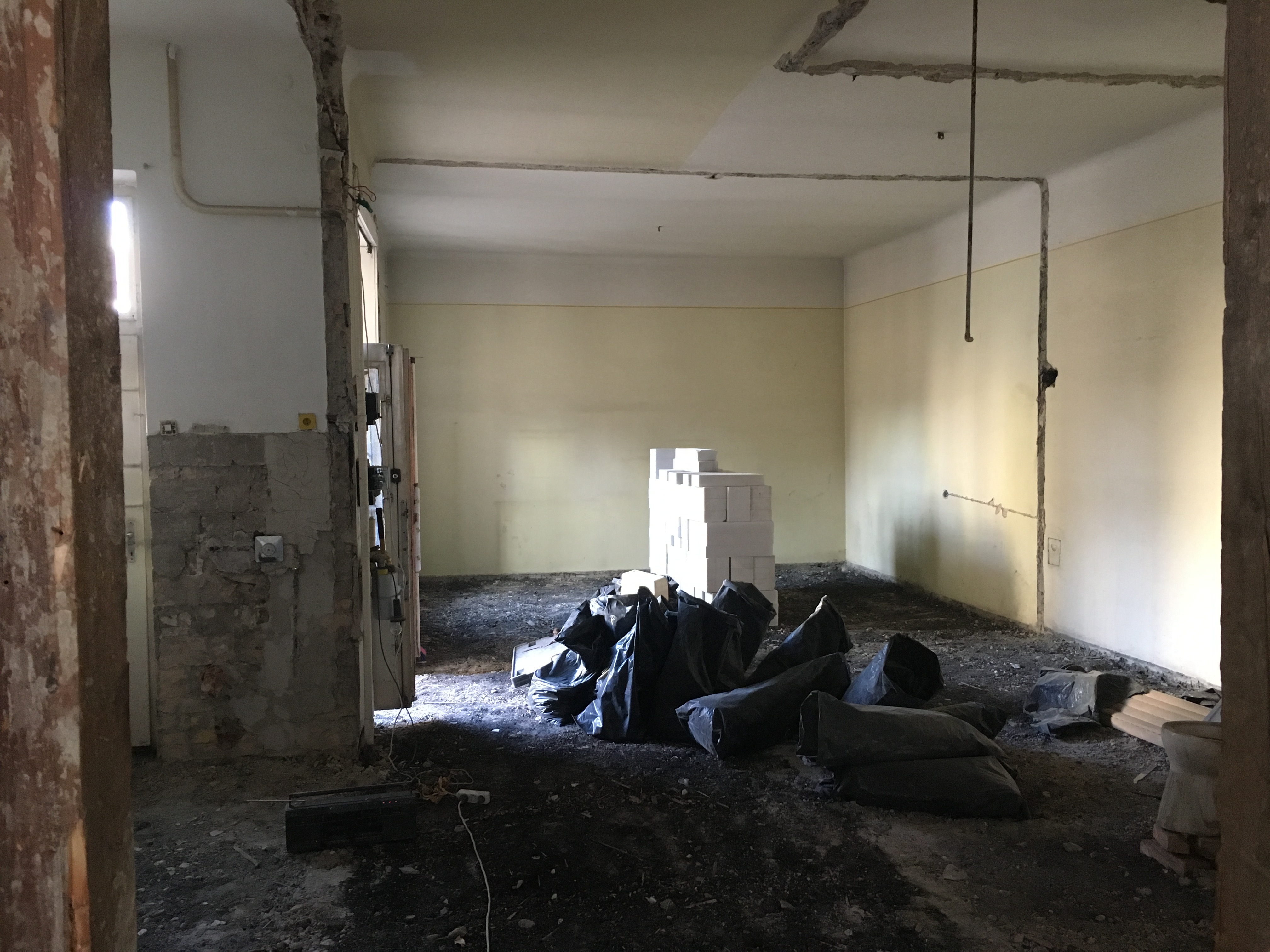 Thimg 20161209 101340182 Ios 1600x700 – Buy Budapest Apartments