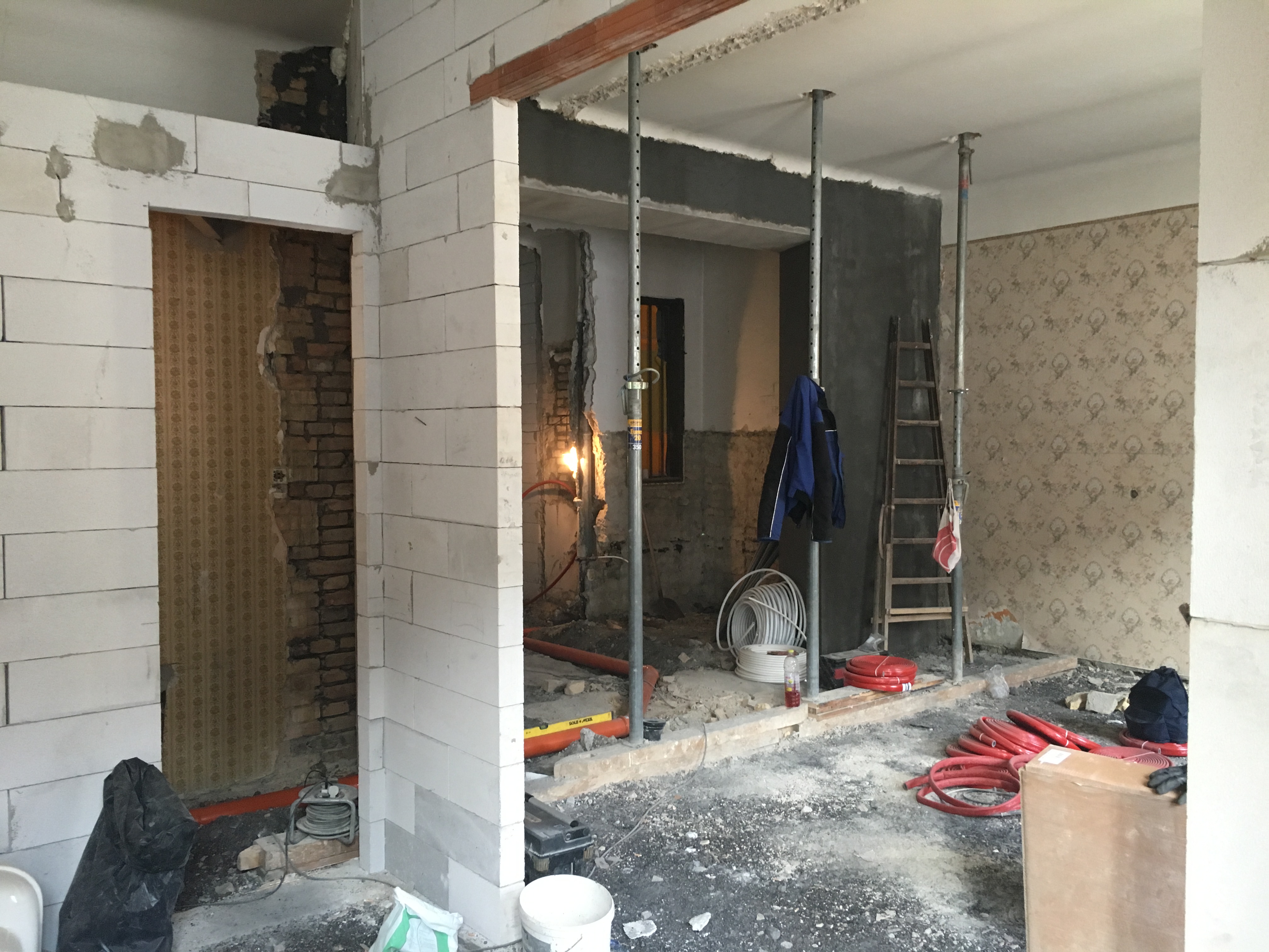 Thimg 20170213 132146906 Ios 1600x700 – Buy Budapest Apartments