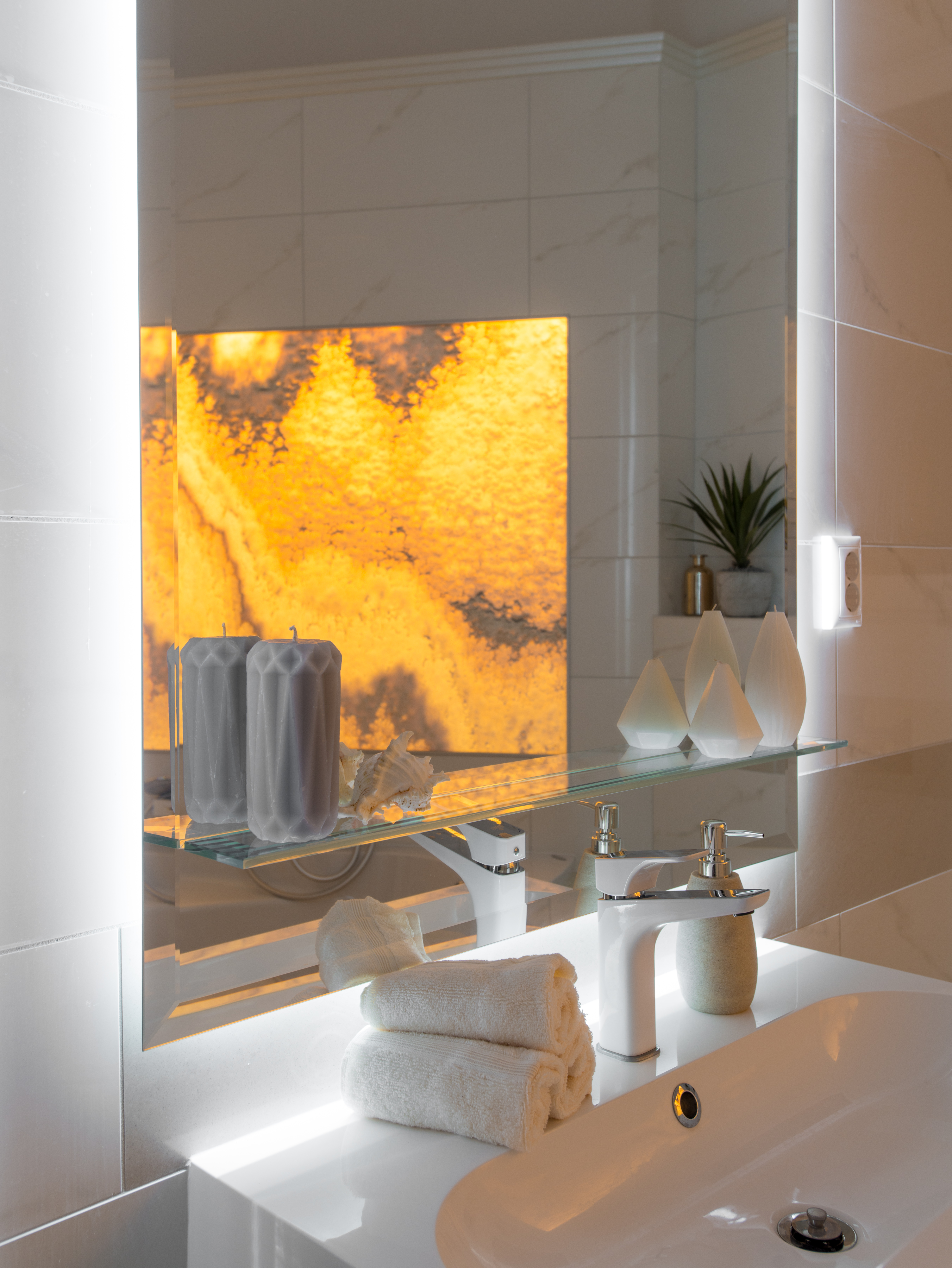 Thimg Lvg 0103 1 1600x700 – Buy Budapest Apartments