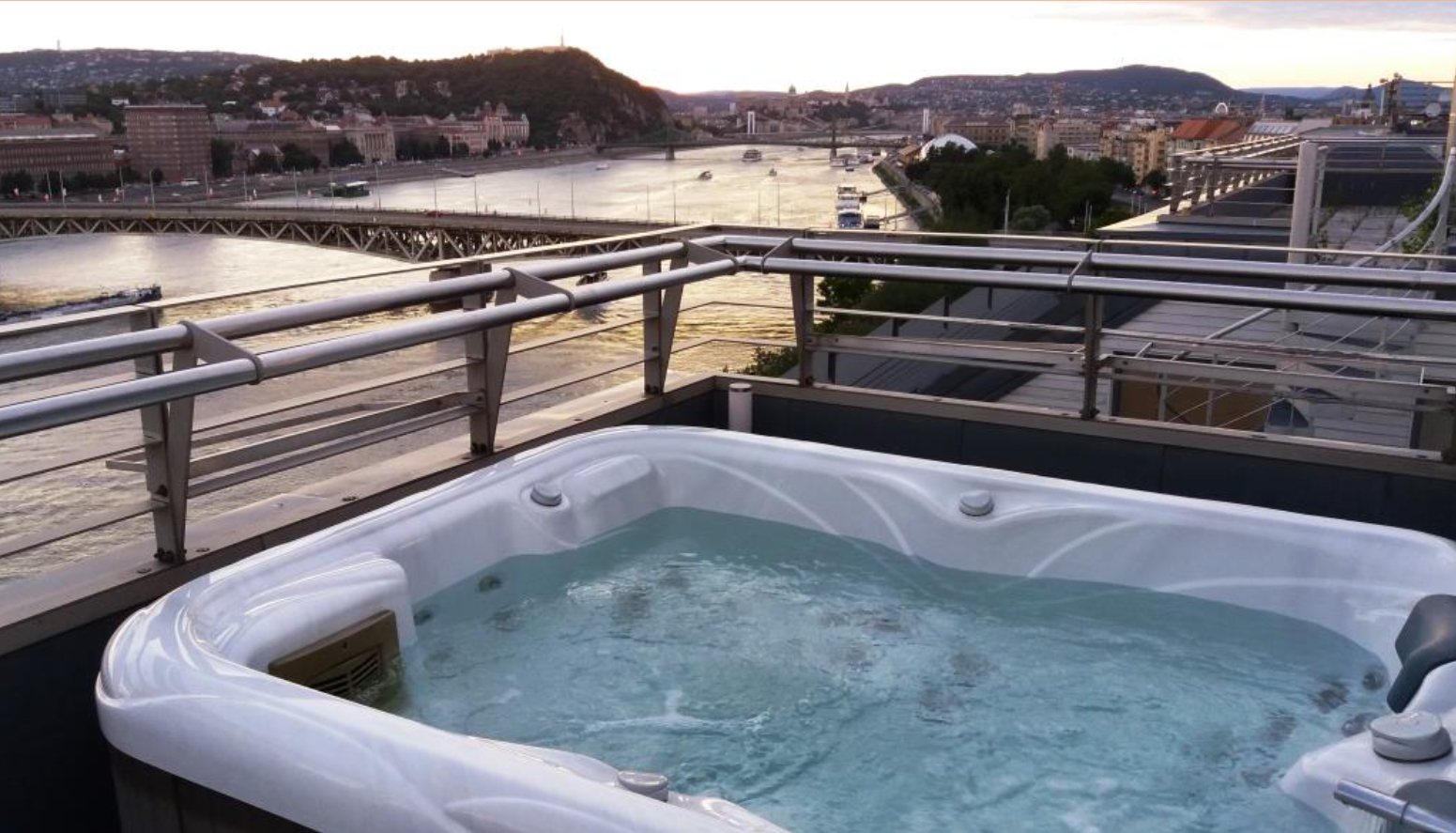 Thimg 1 1600x700 – Buy Budapest Apartments