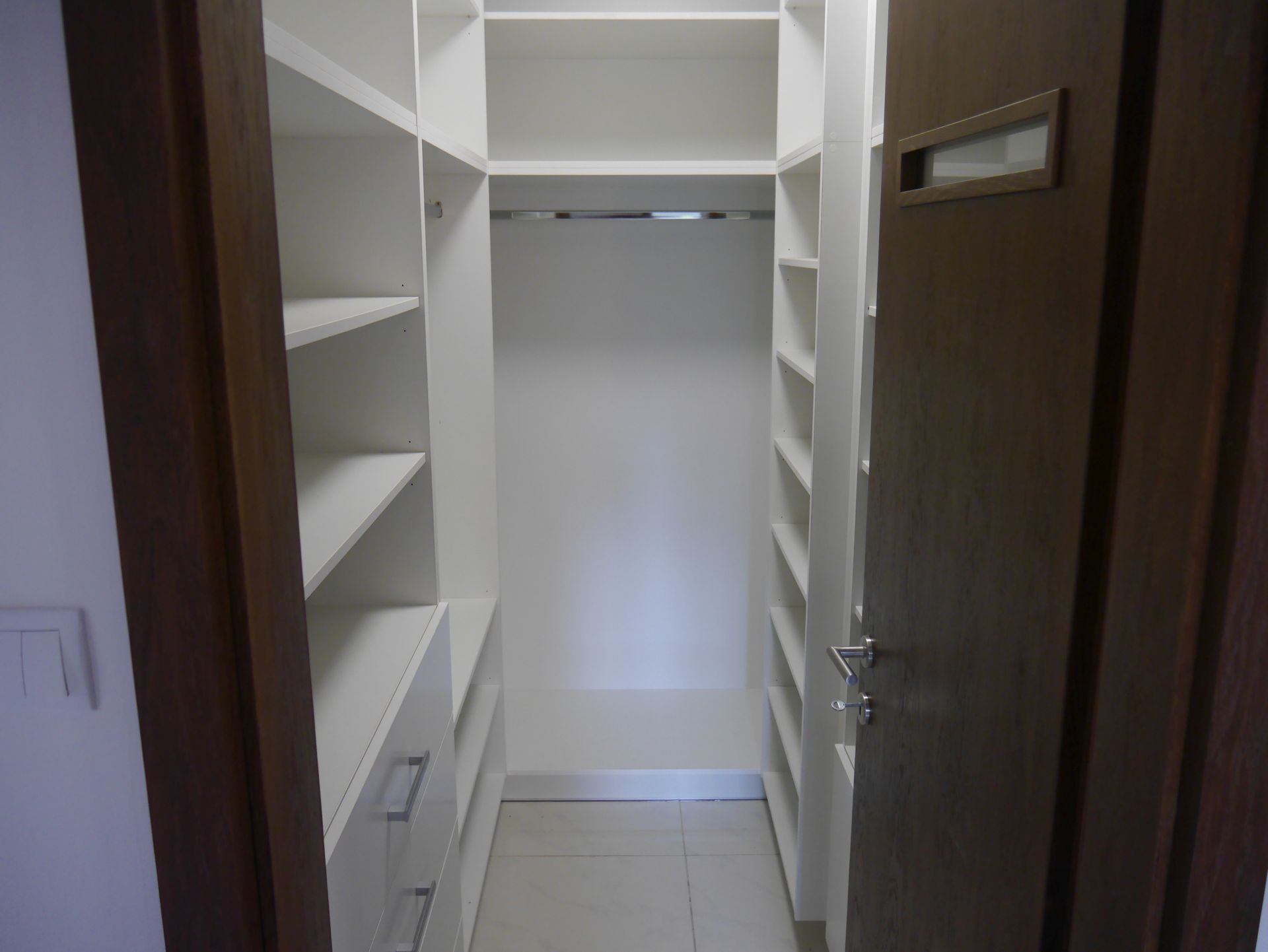 Thimg 2018 Csatlós 7 Gardrob 1600x700 – Buy Budapest Apartments