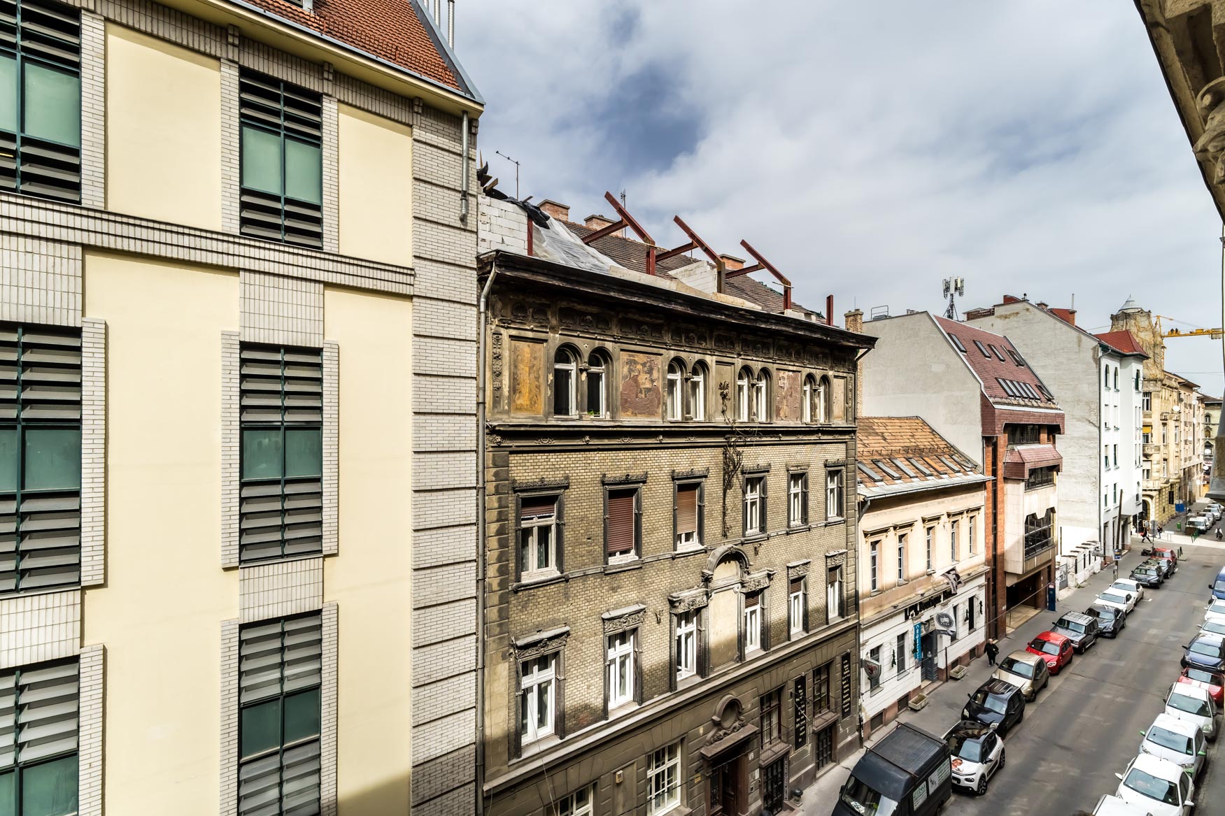 Thimg Dsc05691 1600x700 – Buy Budapest Apartments