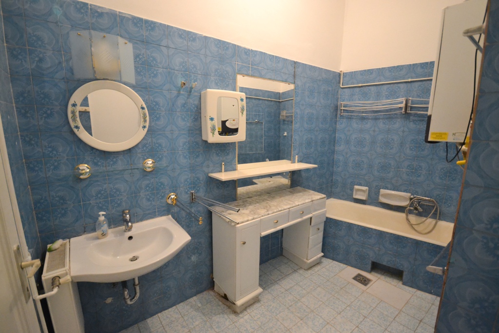 Thimg Dsc 0242 1600x700 – Buy Budapest Apartments