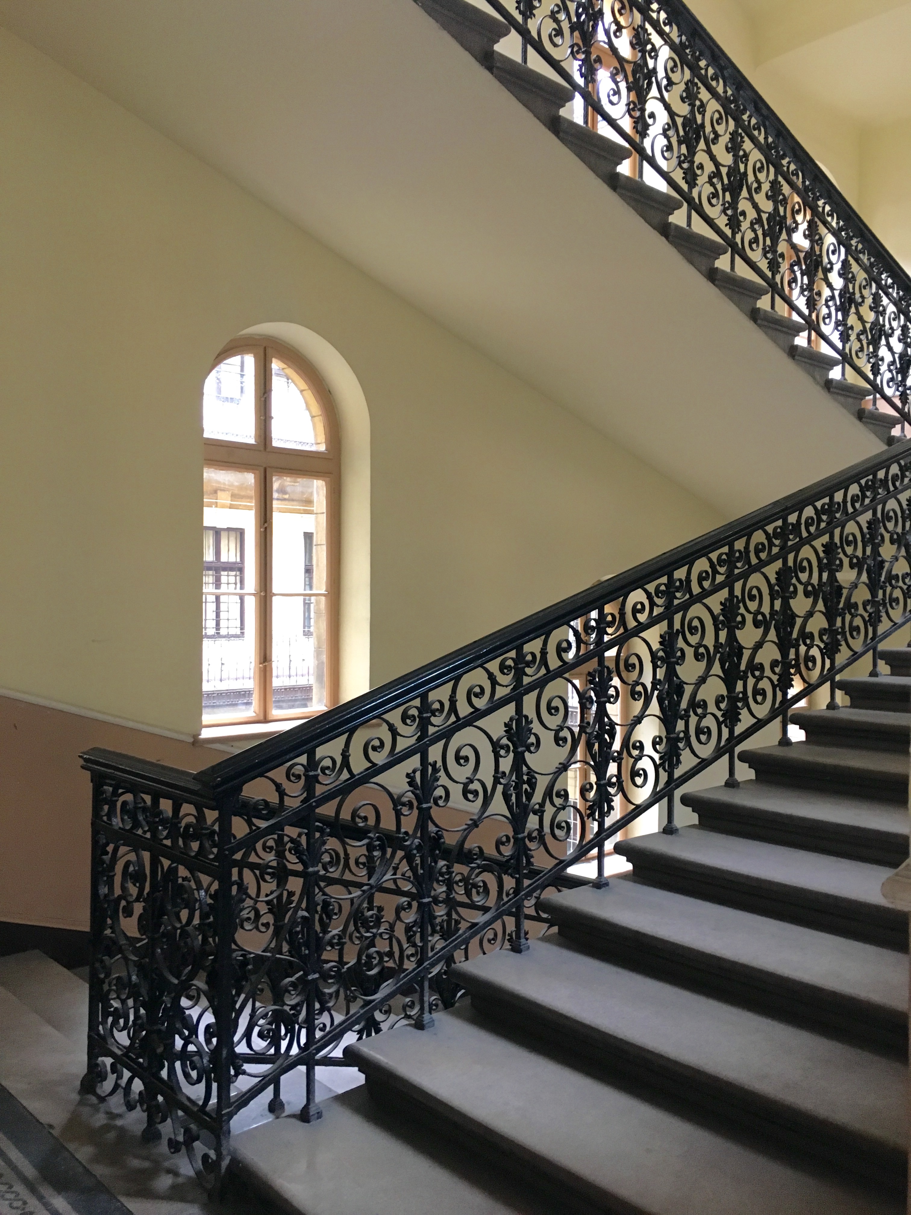 Thimg 2 1600x700 – Buy Budapest Apartments