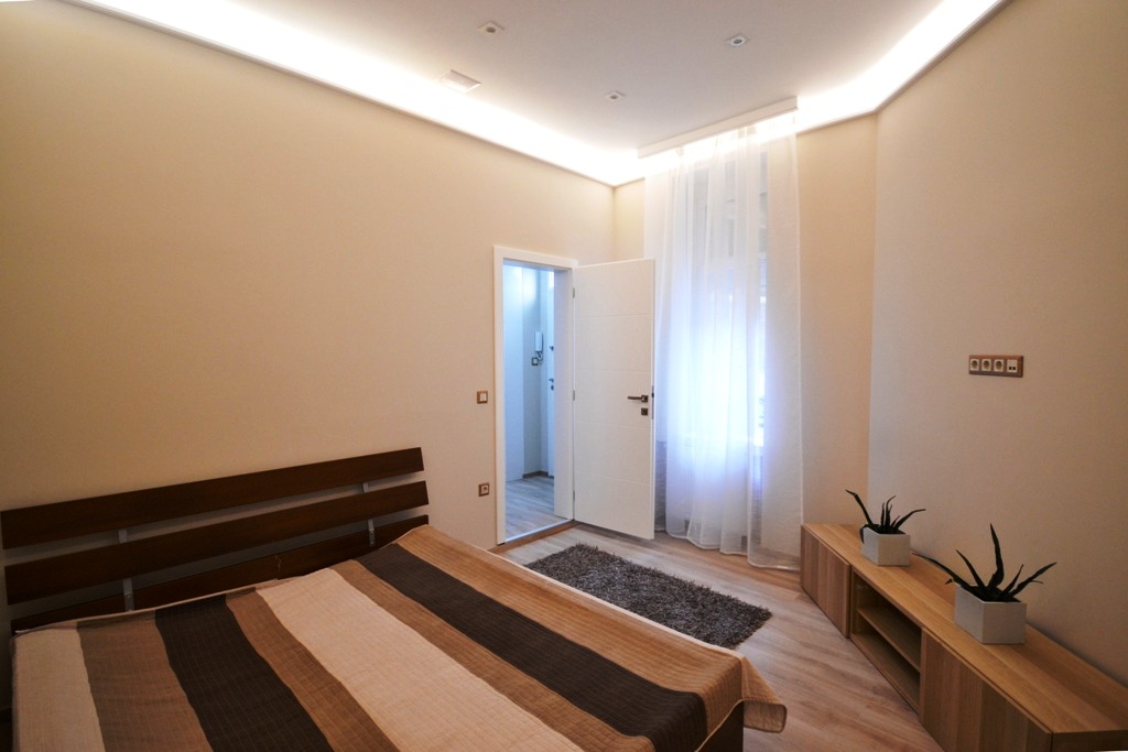 Thimg 24 1600x700 – Buy Budapest Apartments