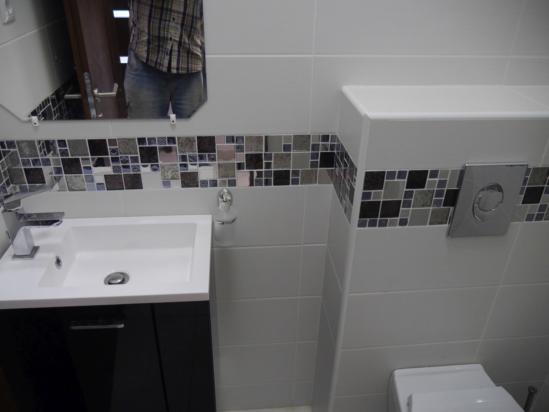 Thimg 2018 Csatlós Fszt.wc 1600x700 – Buy Budapest Apartments